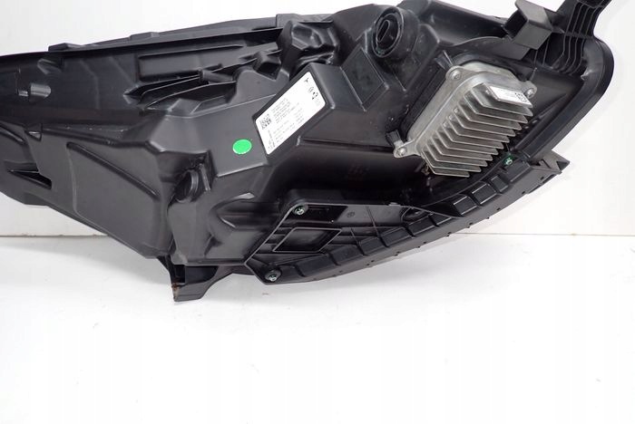 TESLA III 3 Y FULL LED LIFT 20- reflektor links licht links 1514952-00-D