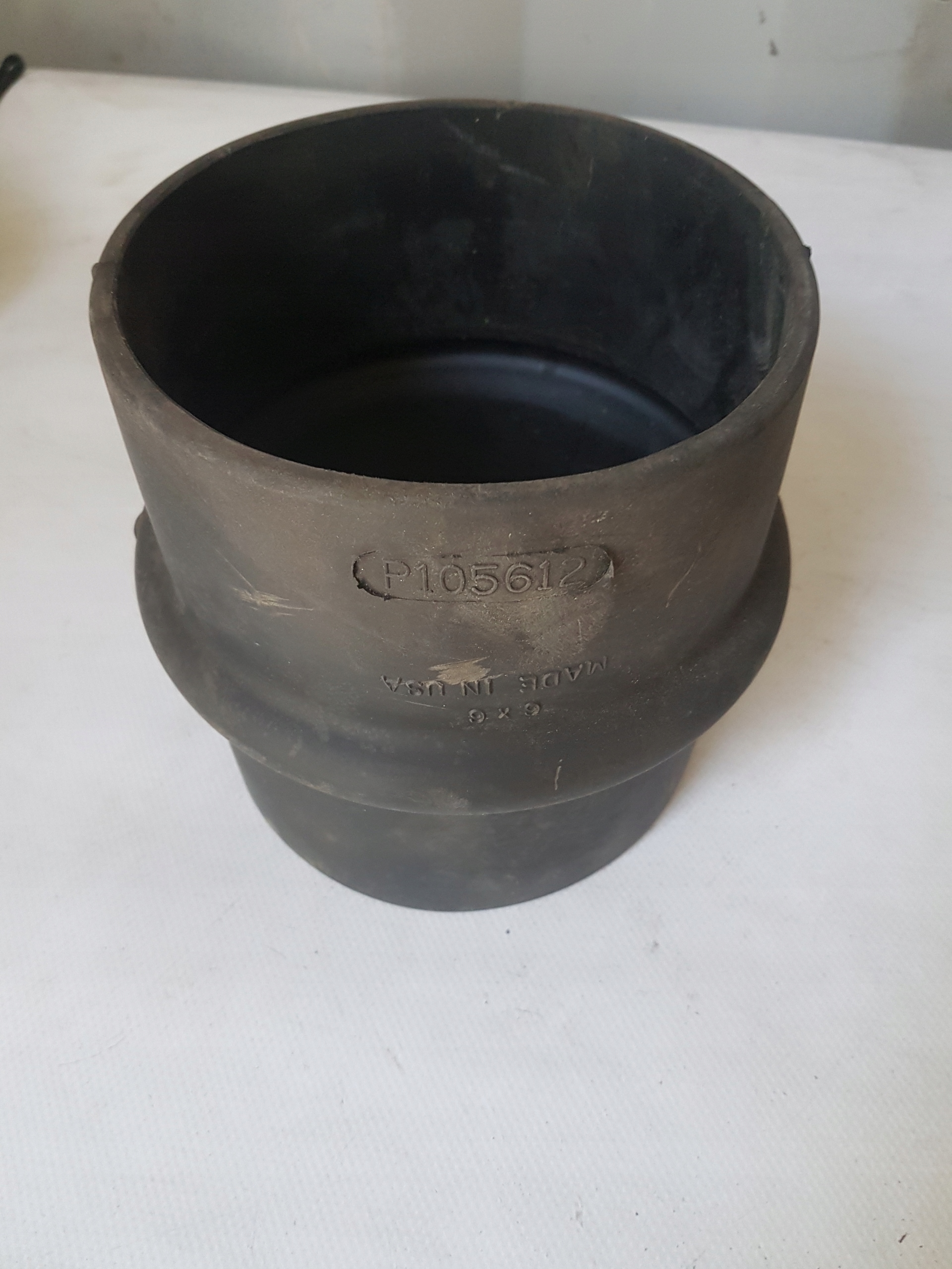 Redukcja gumowa filtra P105612 DONALDSON