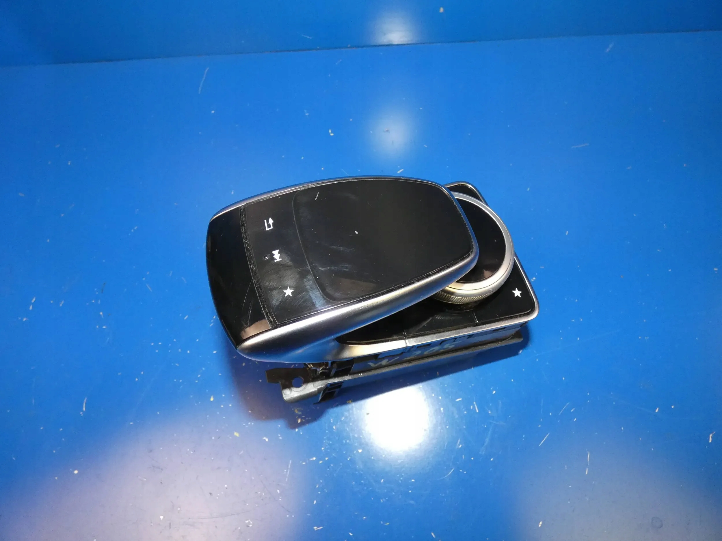 MERCEDES C KLASA W205 GLC IDRIVE POKRETLO control panel navigation devices RADIA