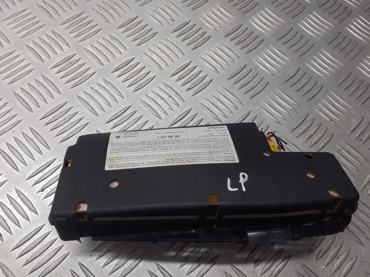 PODUSZKA AIRBAG FOTELA KIEROWCY VW PASSAT B5 FL 3B0880239K