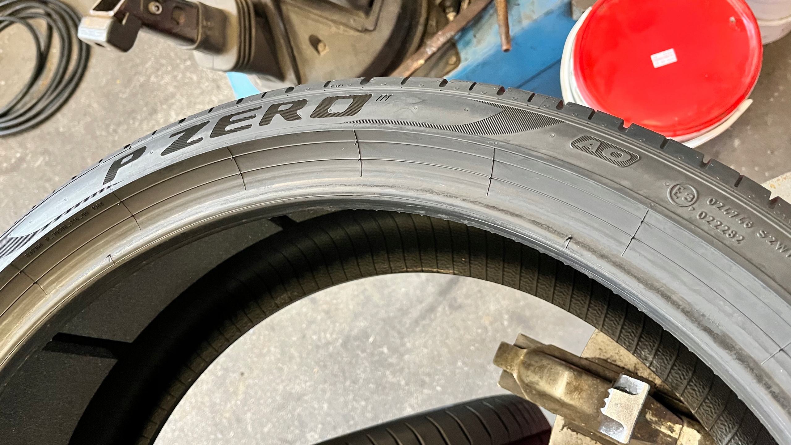 2 tyres summer 255/35R21 98Y Pirelli P ZERO PZ4 7mm 2024r