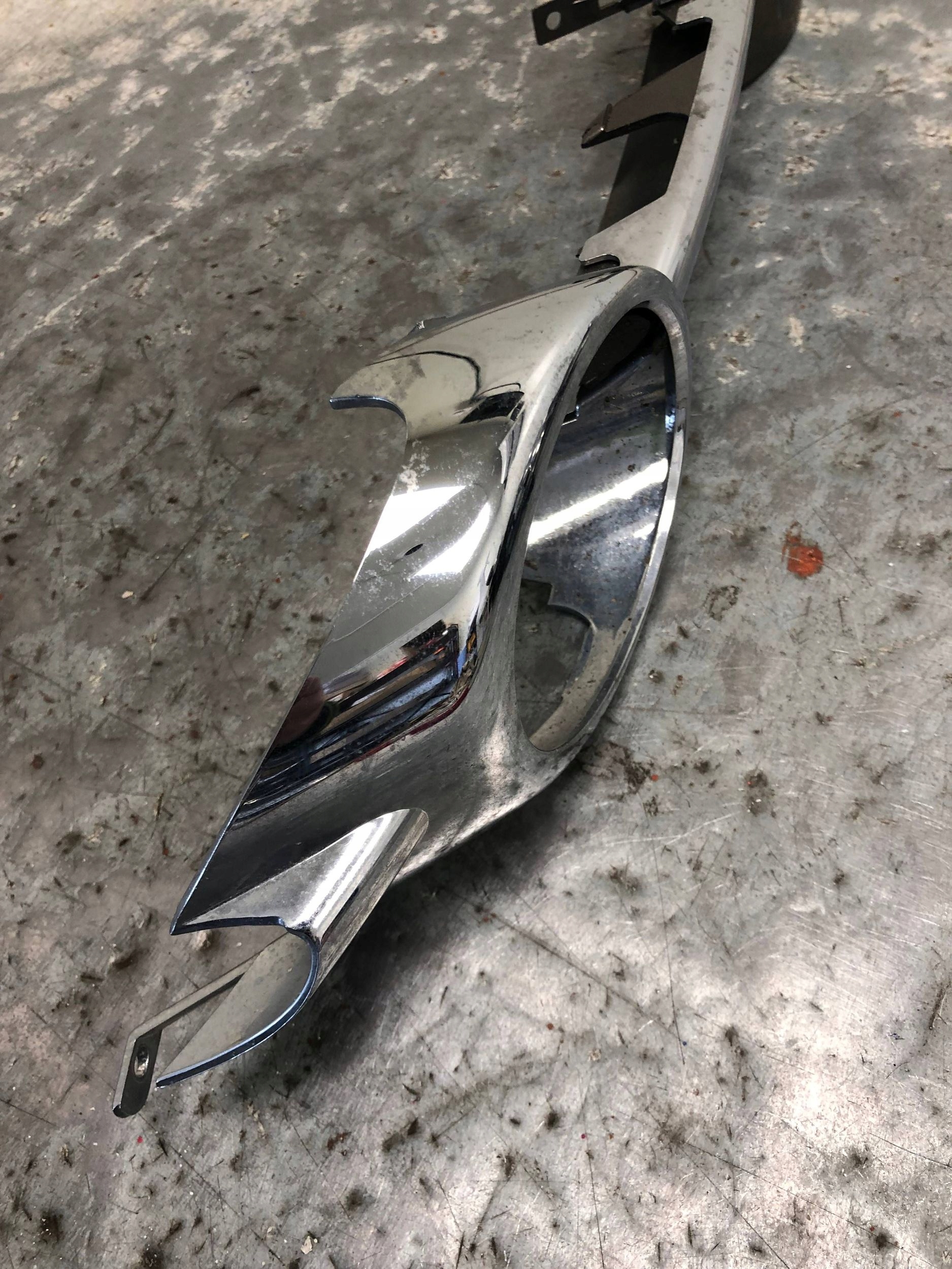 grid fog lights left front VW PHAETON 3D0853665E
