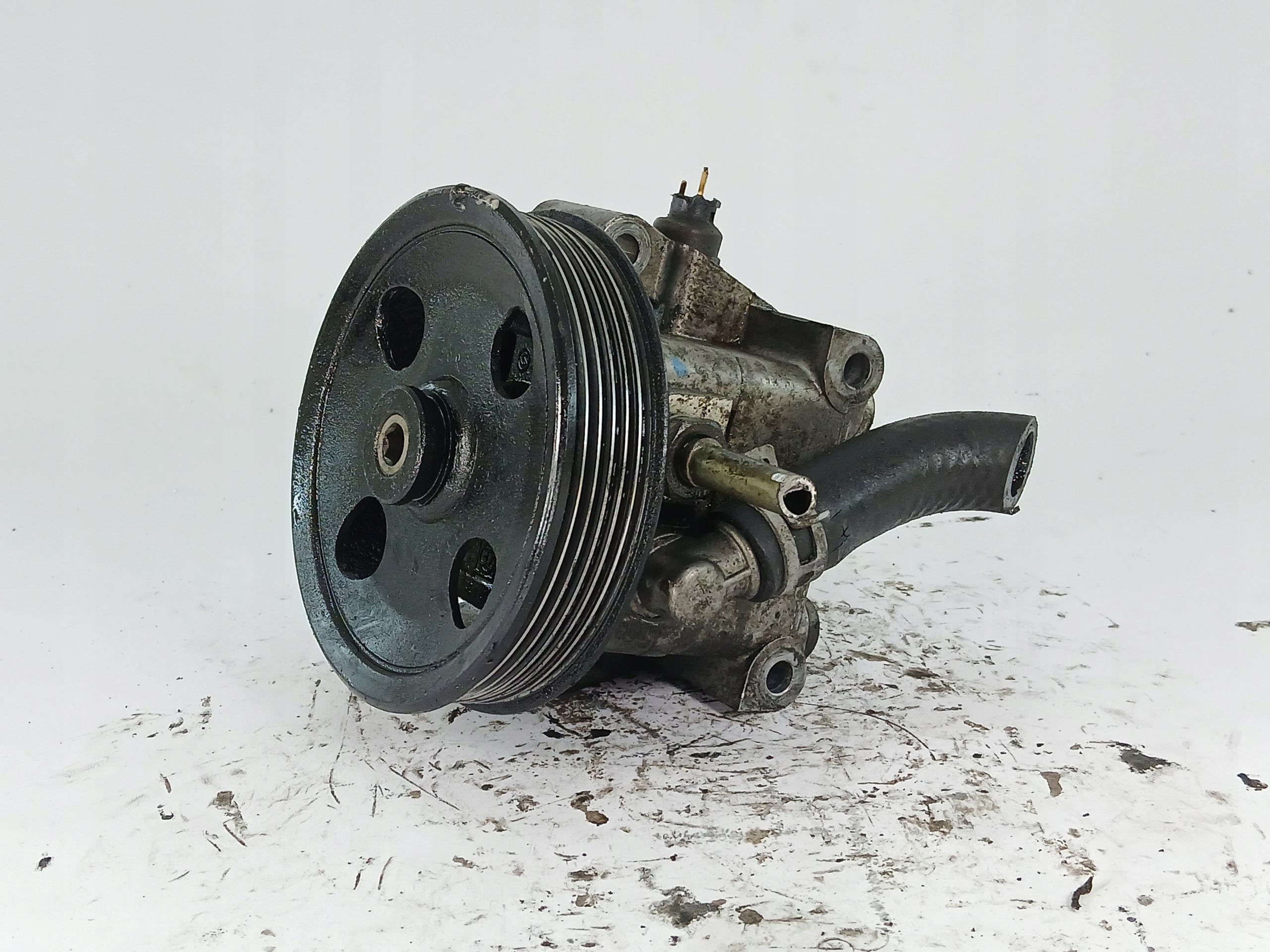 FORD FOCUS MK1 1.6 servo pump 2S413A696AA 76 BAR