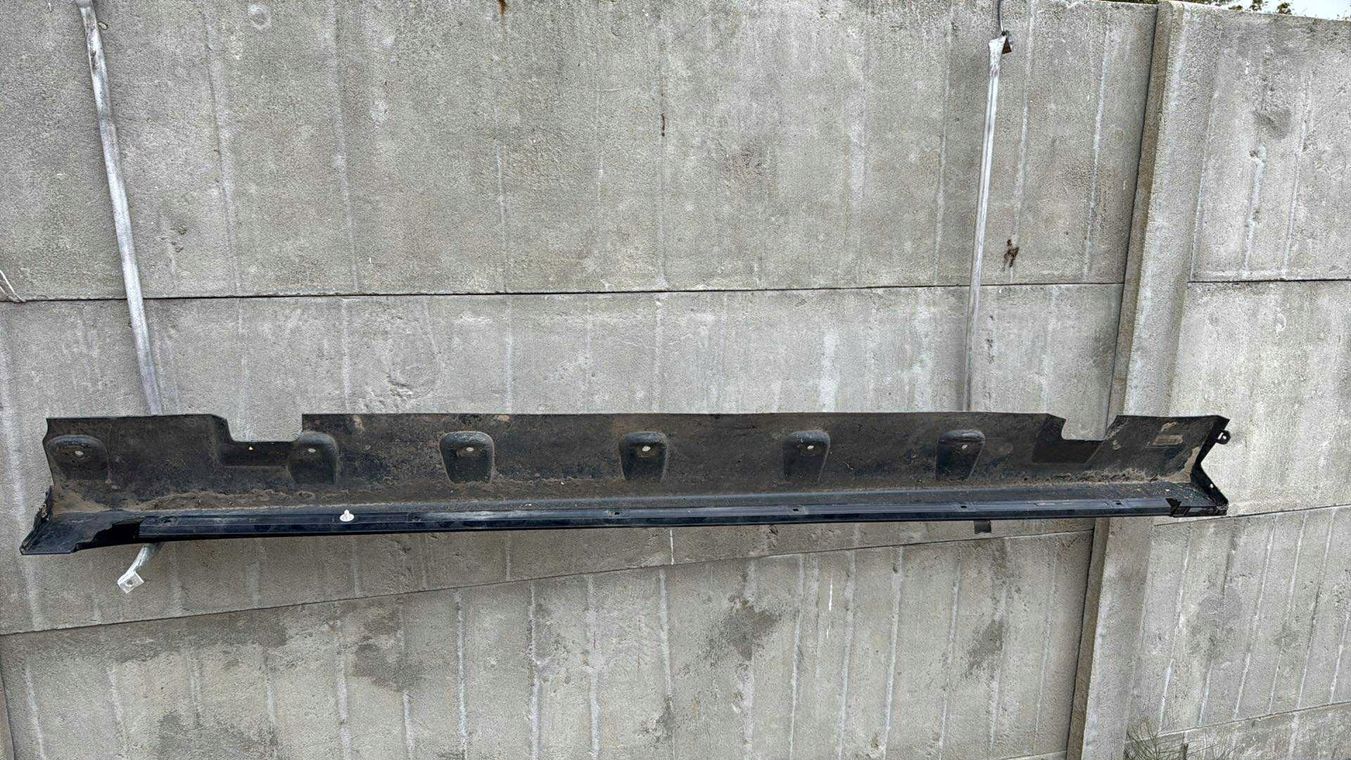 moulding threshold right SAAB 93 9-3 cap of the threshold threshold colour 290 vector arc