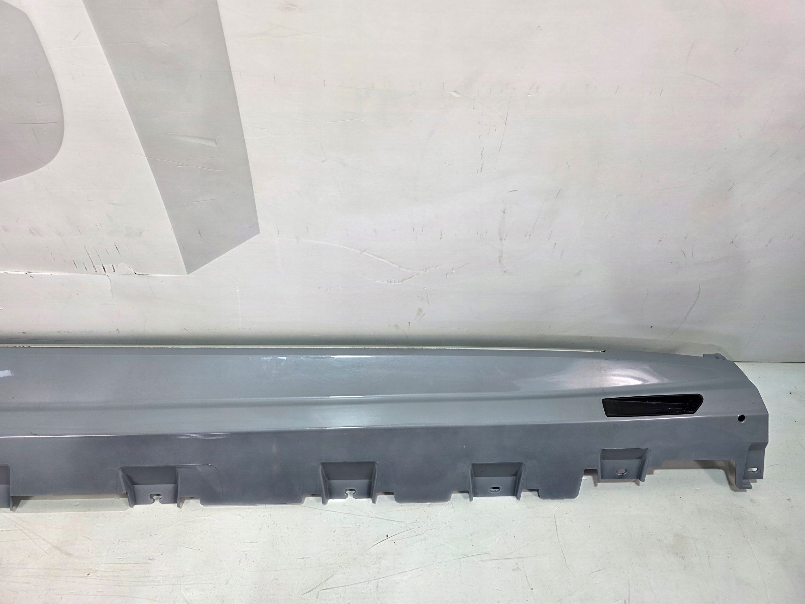 moulding threshold right BMW X7 G07 LCI m-packet 7441108 C4P