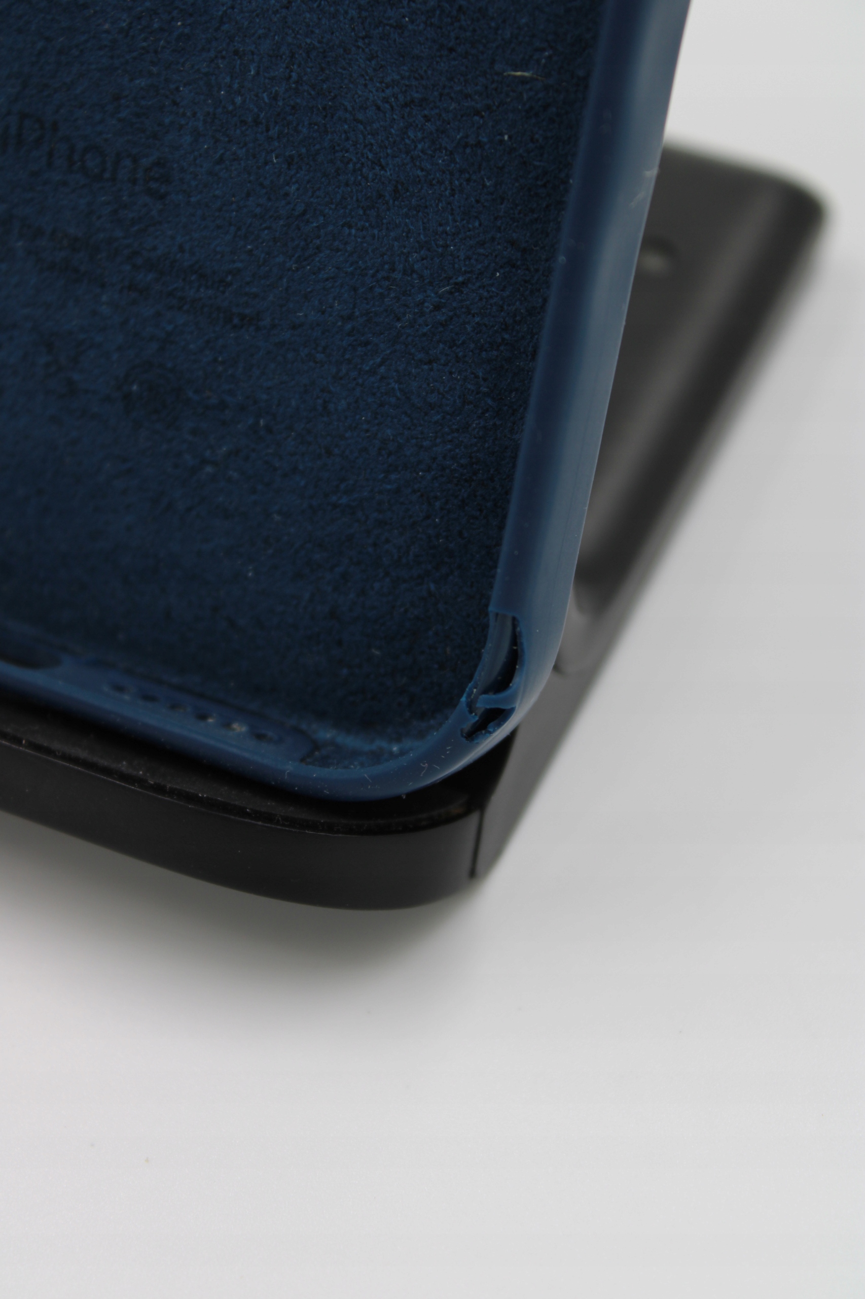 OPIS!!! Apple Silikonowe etui z MagSafe do iPhone'a 13 Pro Max błękitna toń Typ plecki