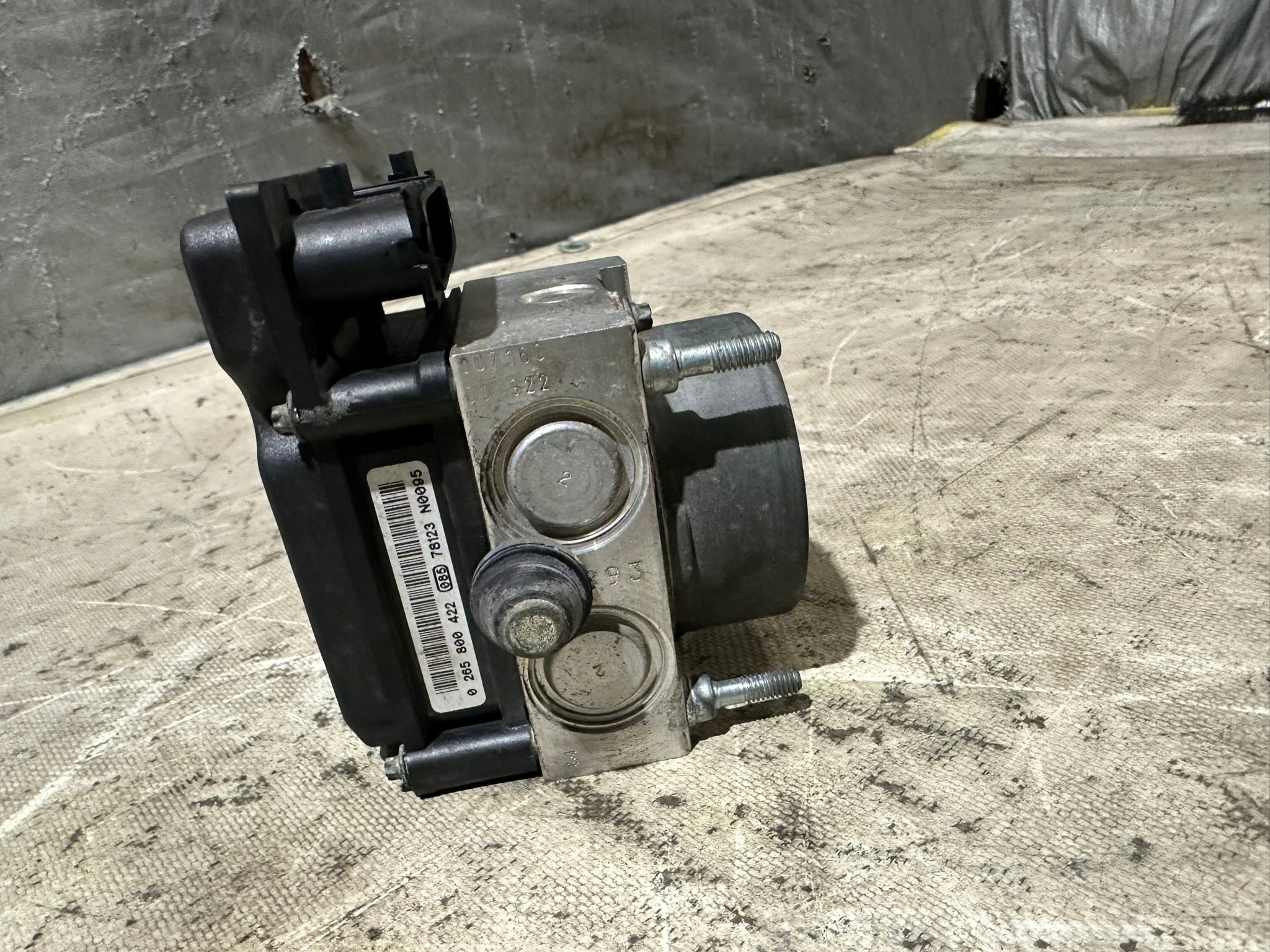 pompe ABS OPEL CORSA D 1.0B 0265231537