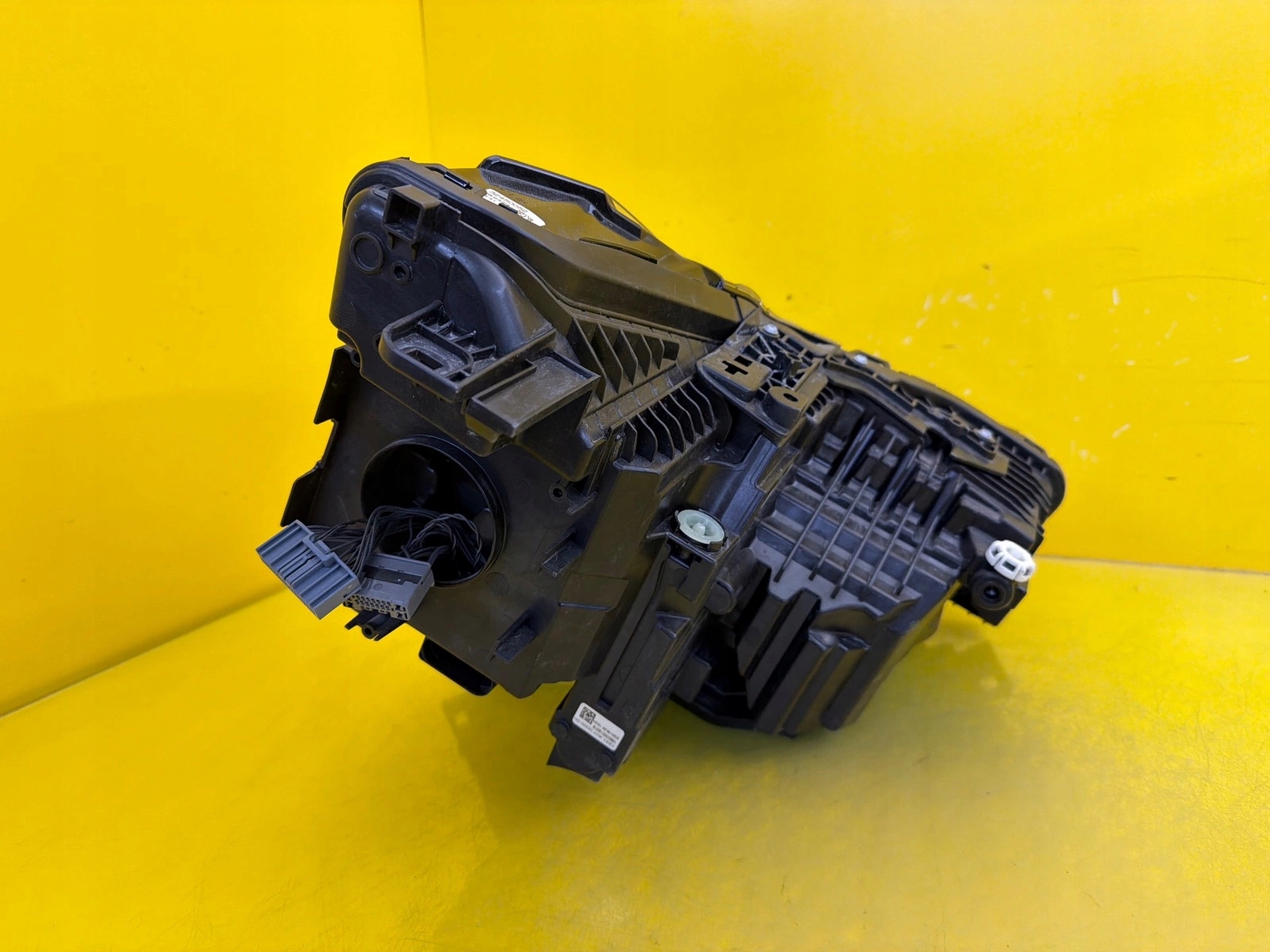 light left front Volvo Polestar 3 III 24- 32450052
