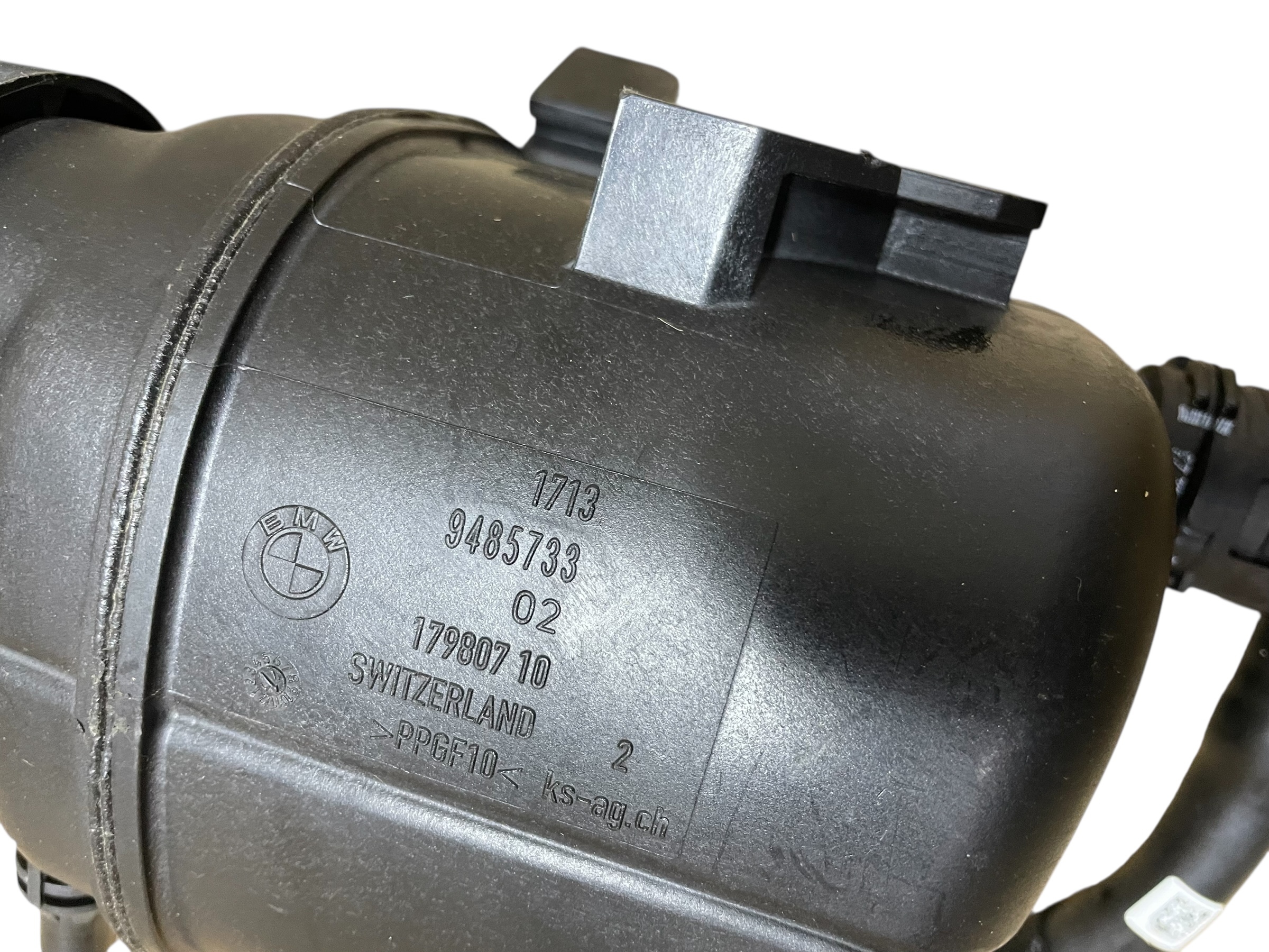 Réservoir eau BMW 5 G30 LCI