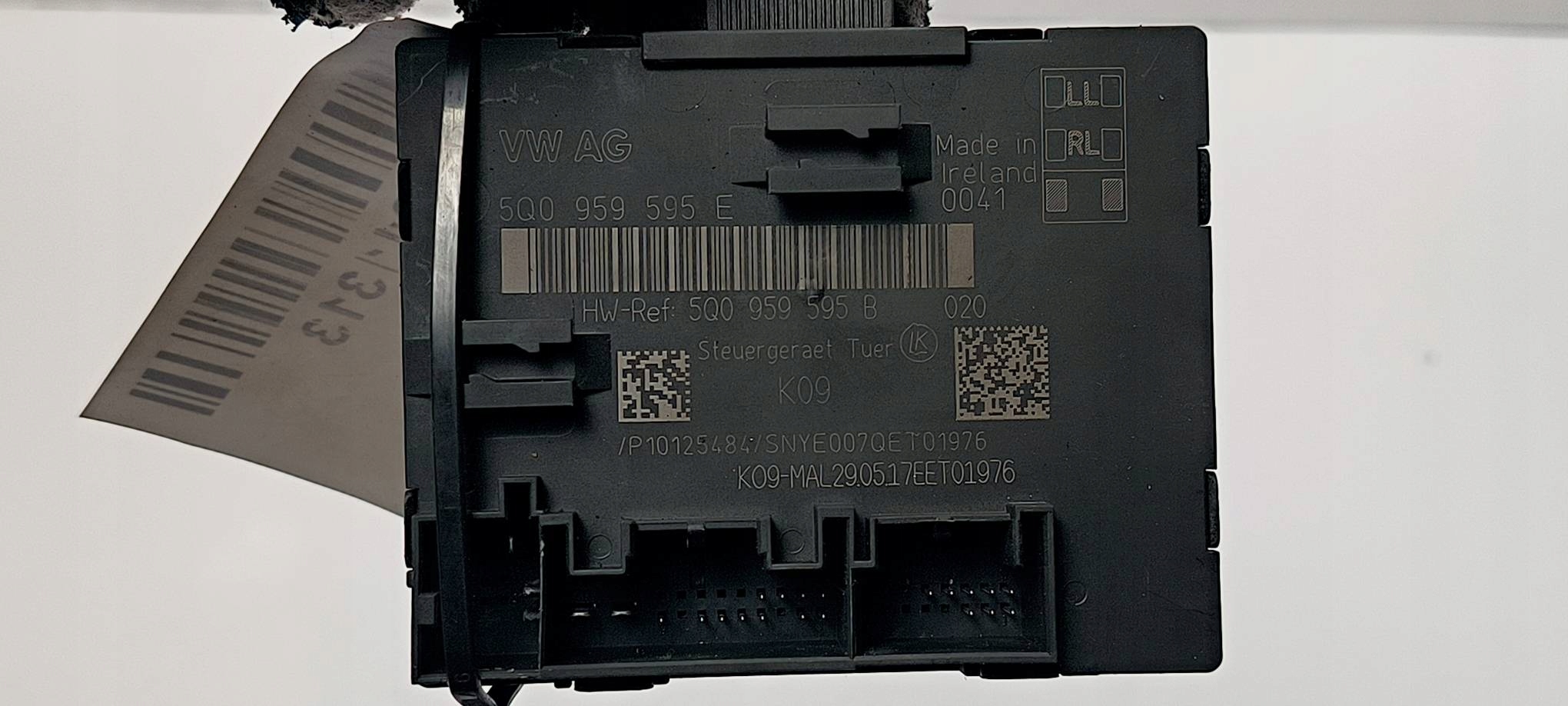 module door 5Q0959959E VOLKSWAGEN PASSAT B8