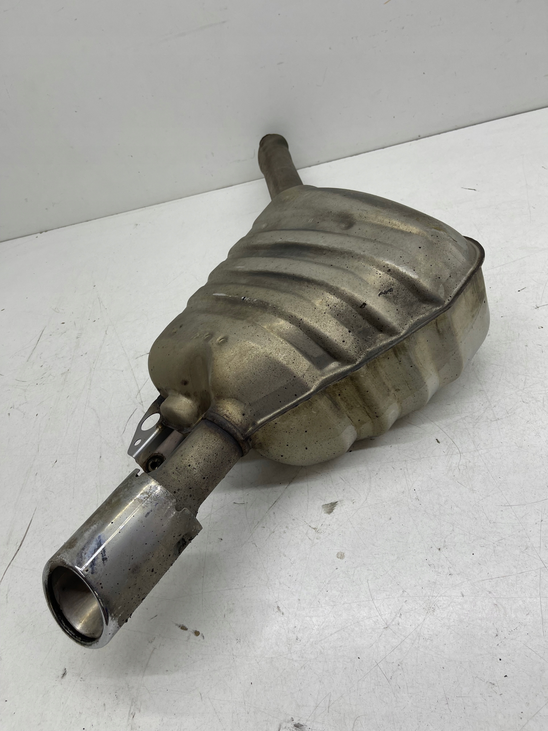 AUDI A6 A7 C7 3.0 TDI muffler, exhaust koncowy left