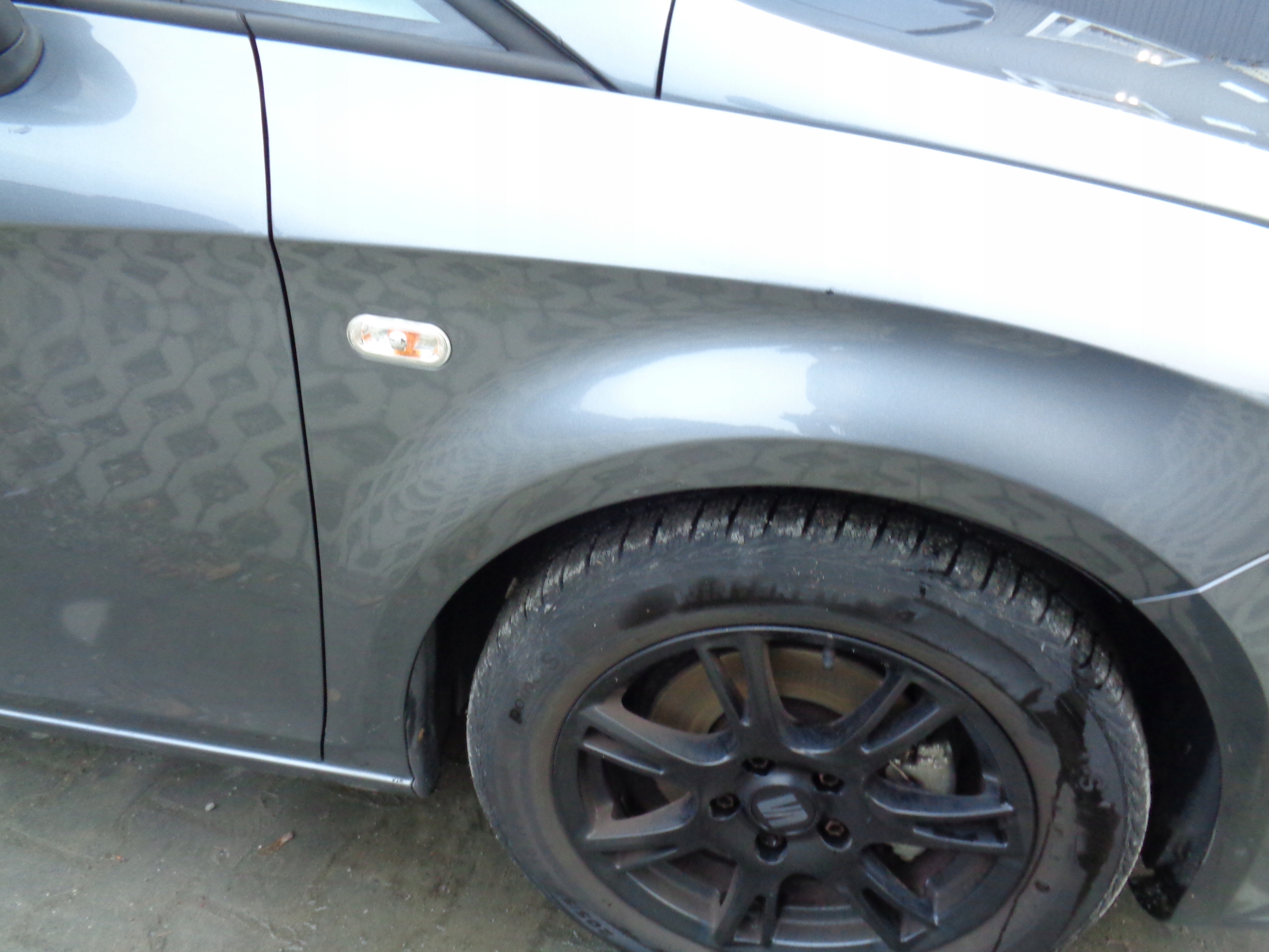 SEAT LEON II 2 05-12r fender right front complete LX7R