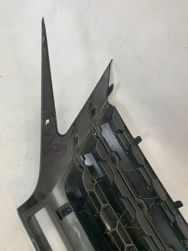 Mitsubishi Space Star 2 II FL 20r Grille Lift 2020