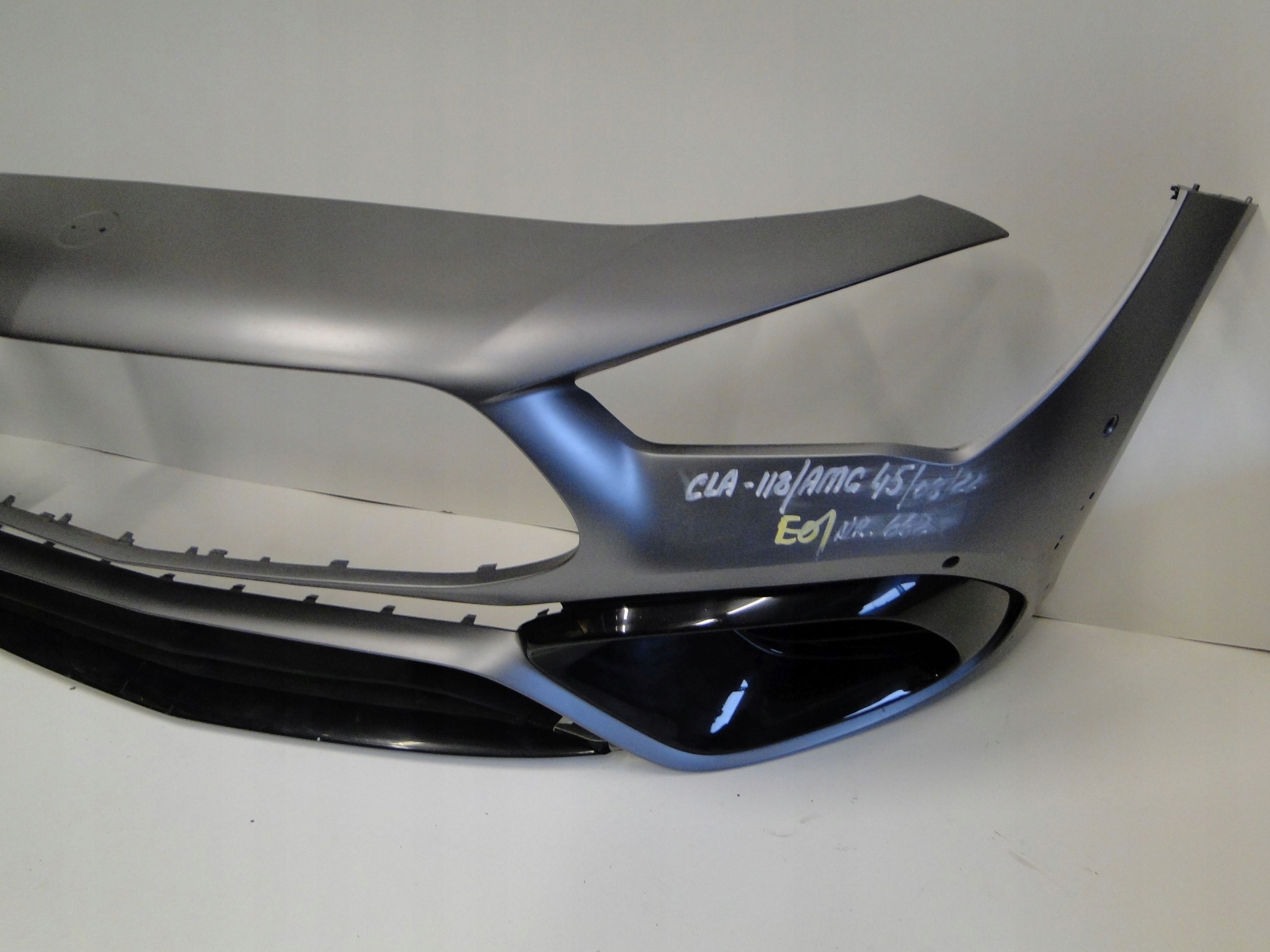 MERCEDES CLA 118 W118 ZDERZAK PRZEDNI PRZÓD 45 AMG Numer katalogowy oryginału A1188800002