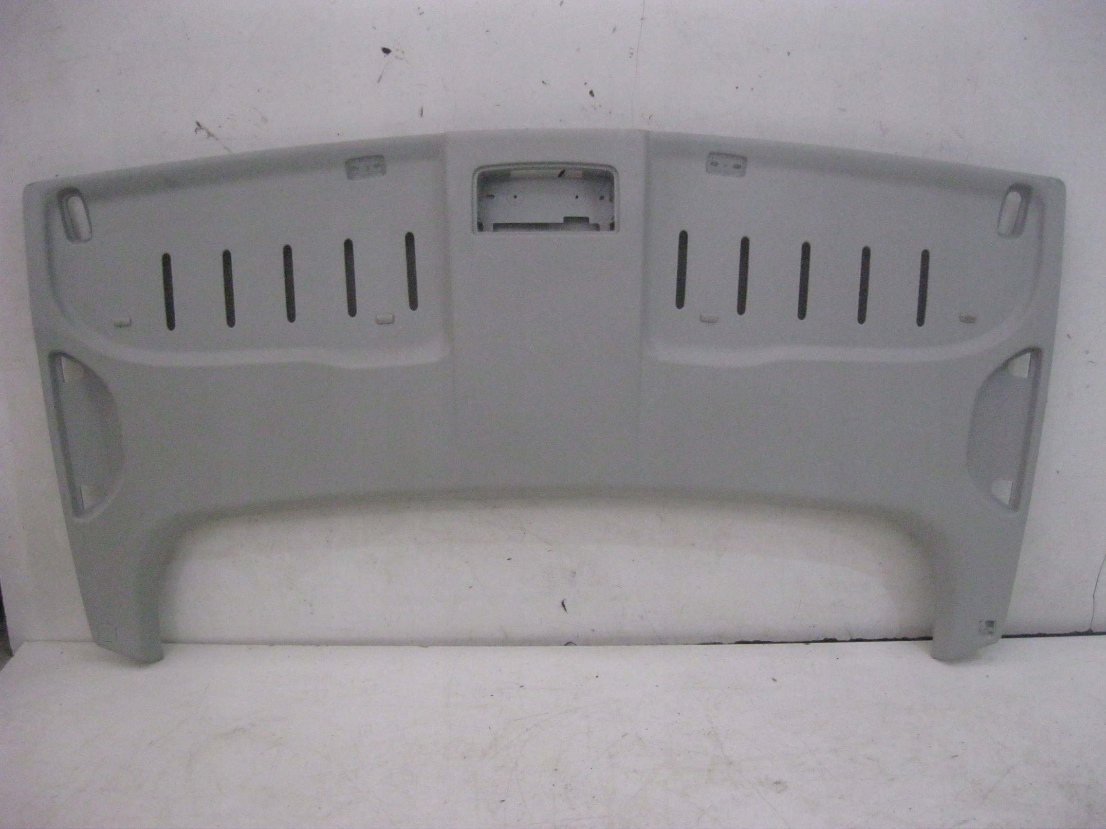 VW CADDY 2K PODSUFITKA PRZÓD PÓŁKA 2K5867705