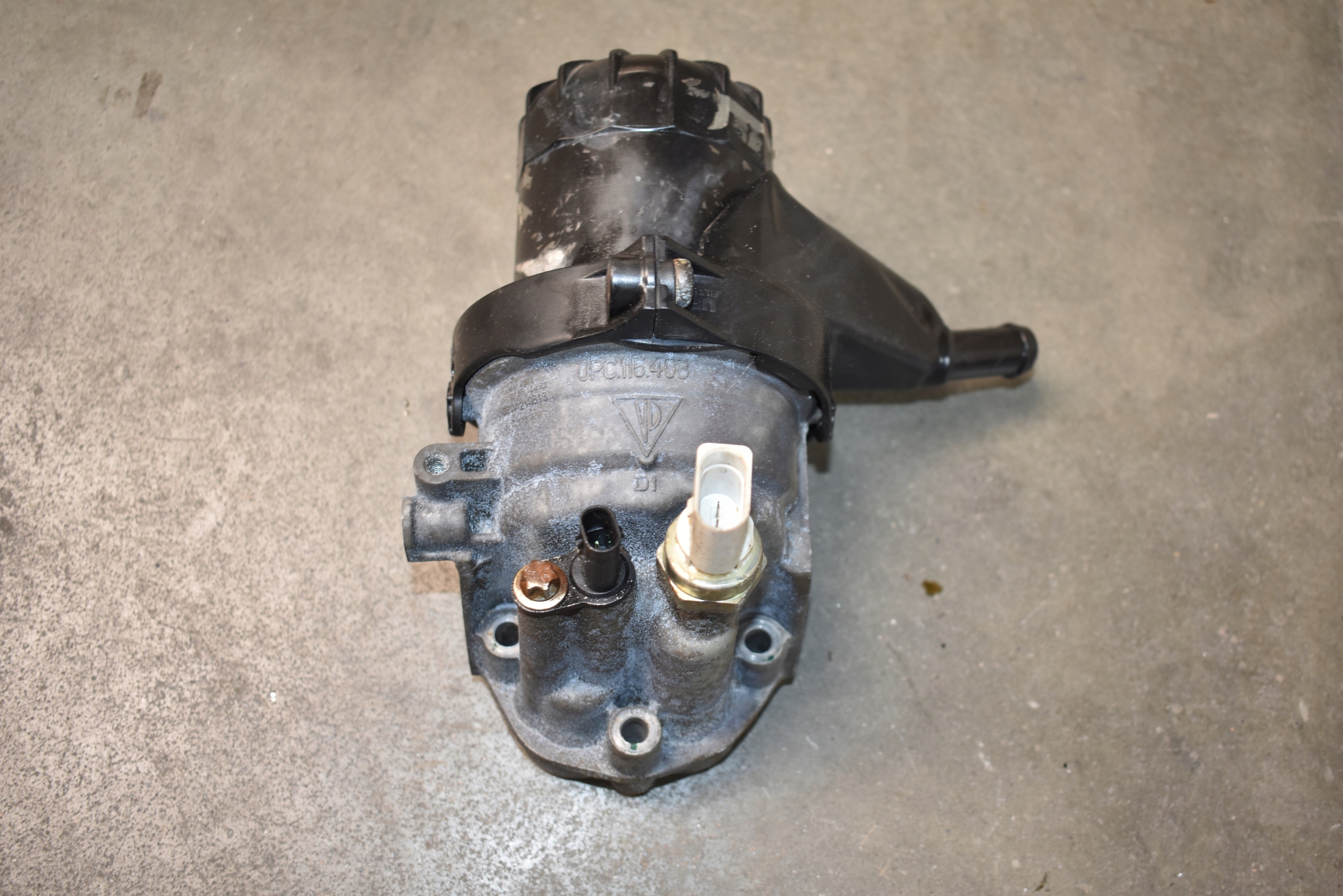 IDEALNA Gehäuse filter oil PORSCHE 718 982 DDP 1