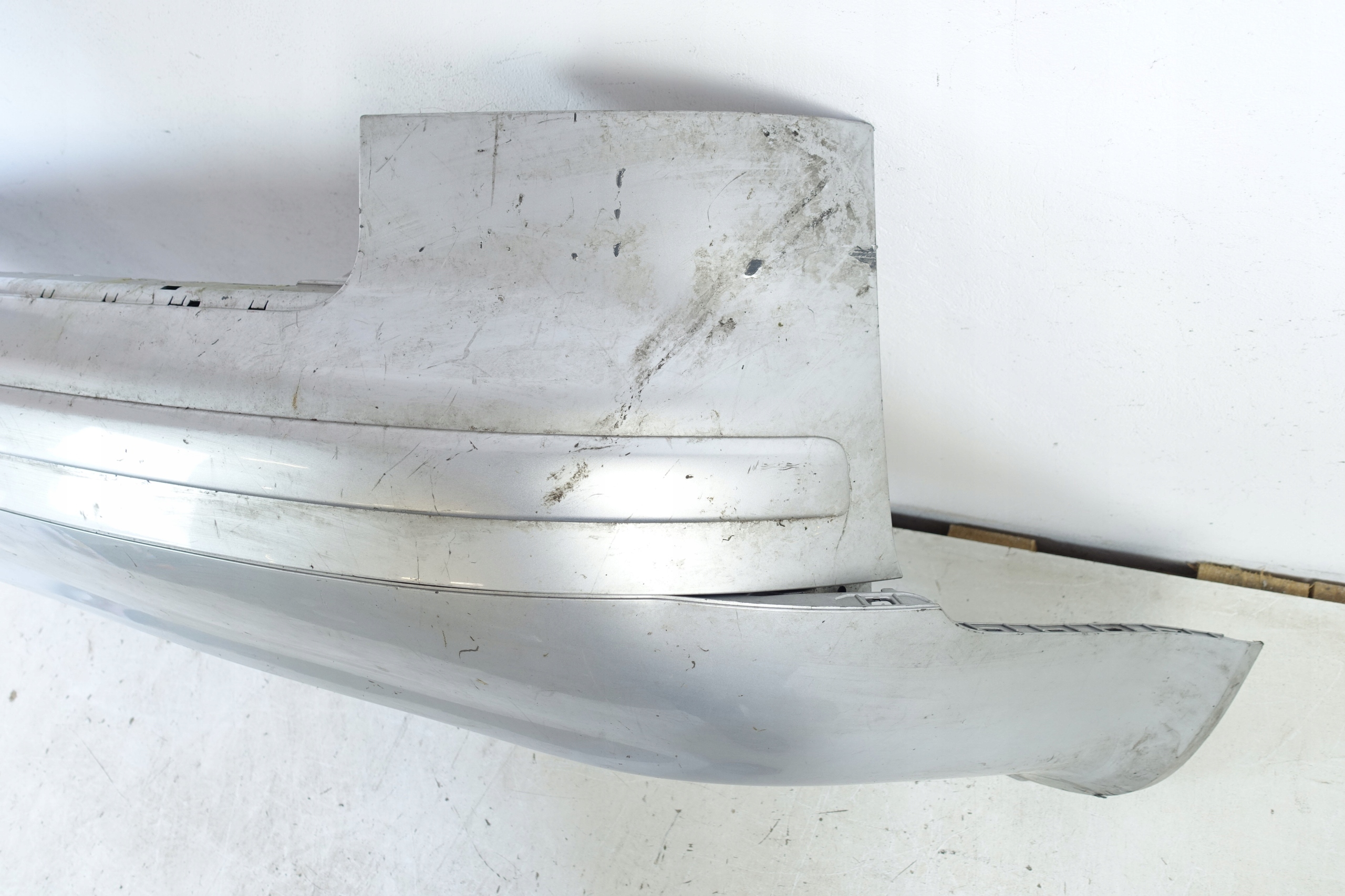 bumper rear part rear AUDI A4 B7 sedan 8E5807511