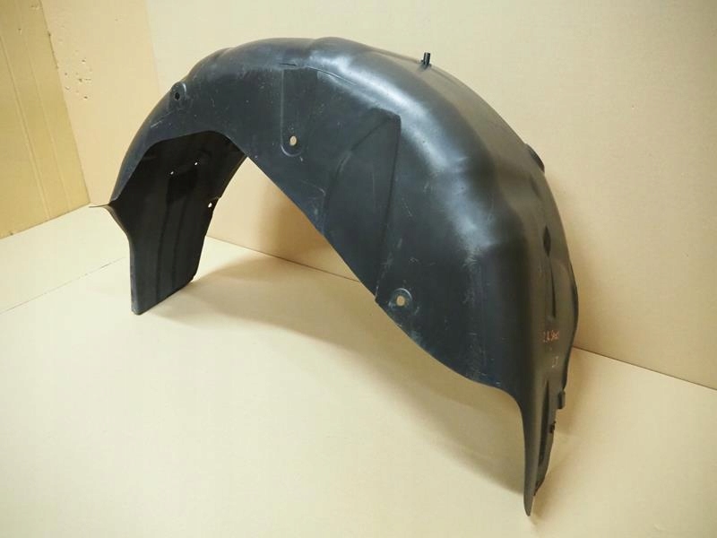 подкрылки левый зад Range Rover Sport и L320