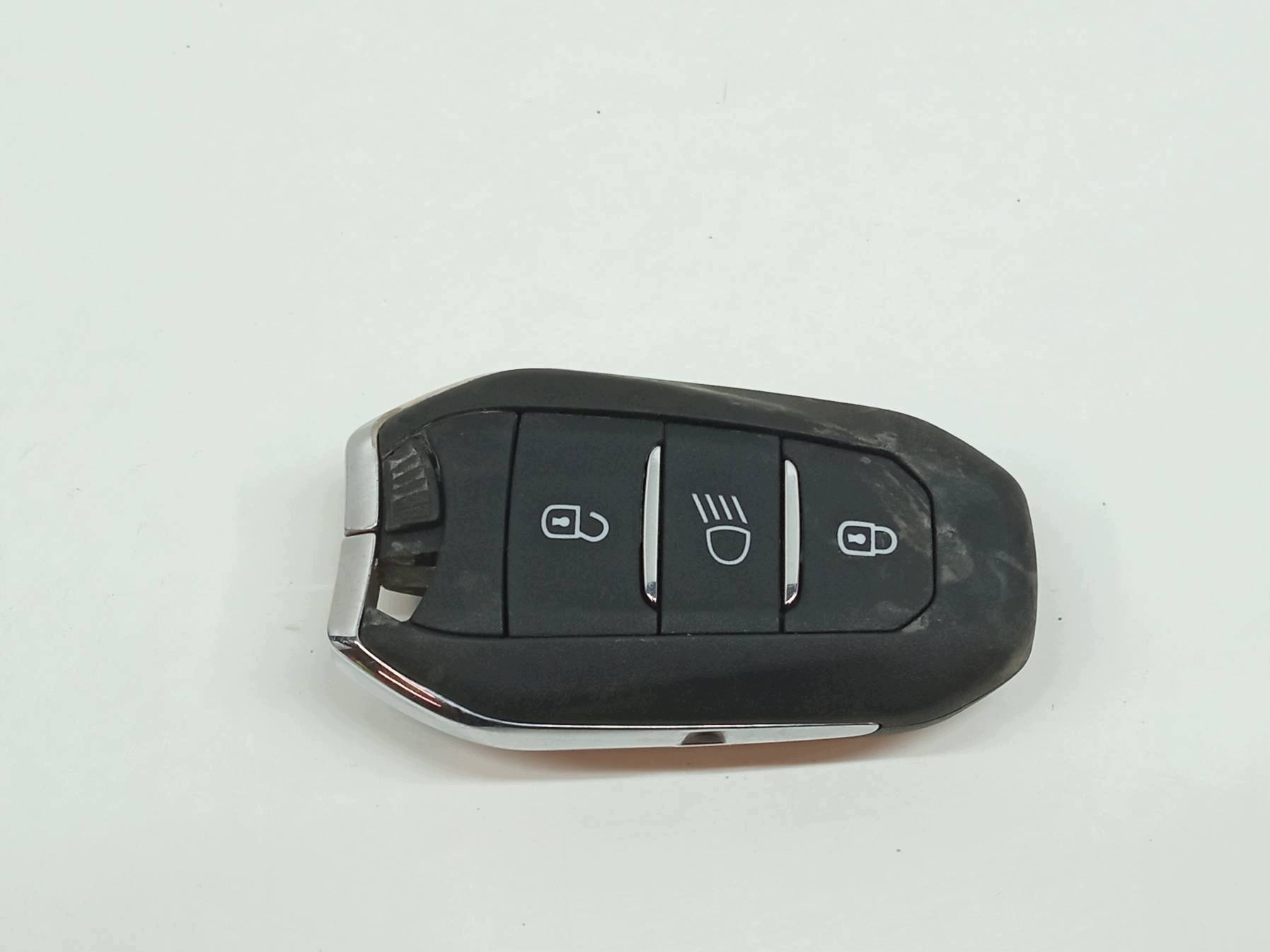klíček PILOT Peugeot 208 II (2019- )