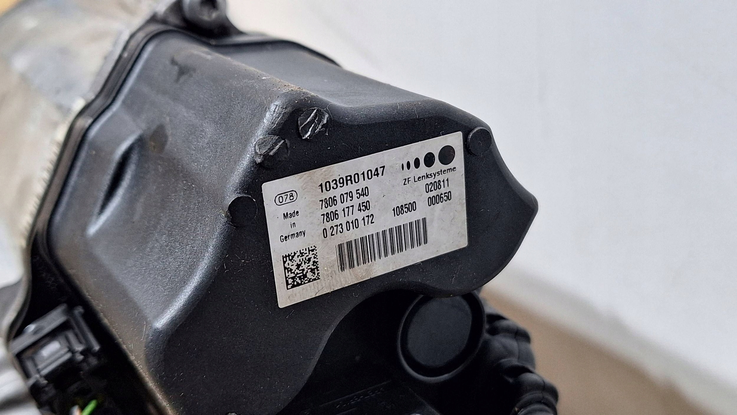servo control 6854143 BMW F10 F11