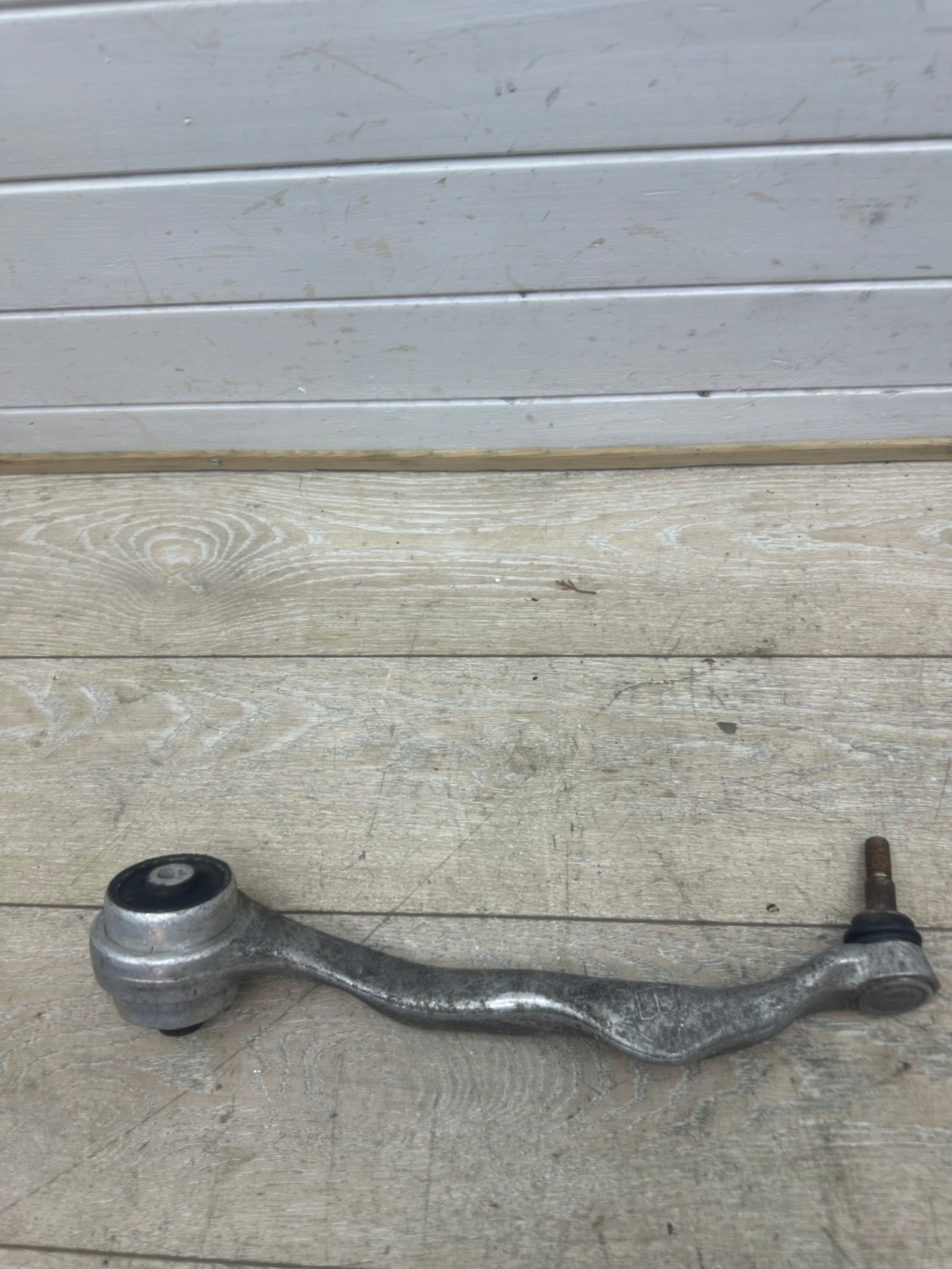 arm left front BMW F20 2,0 D 14 11817315