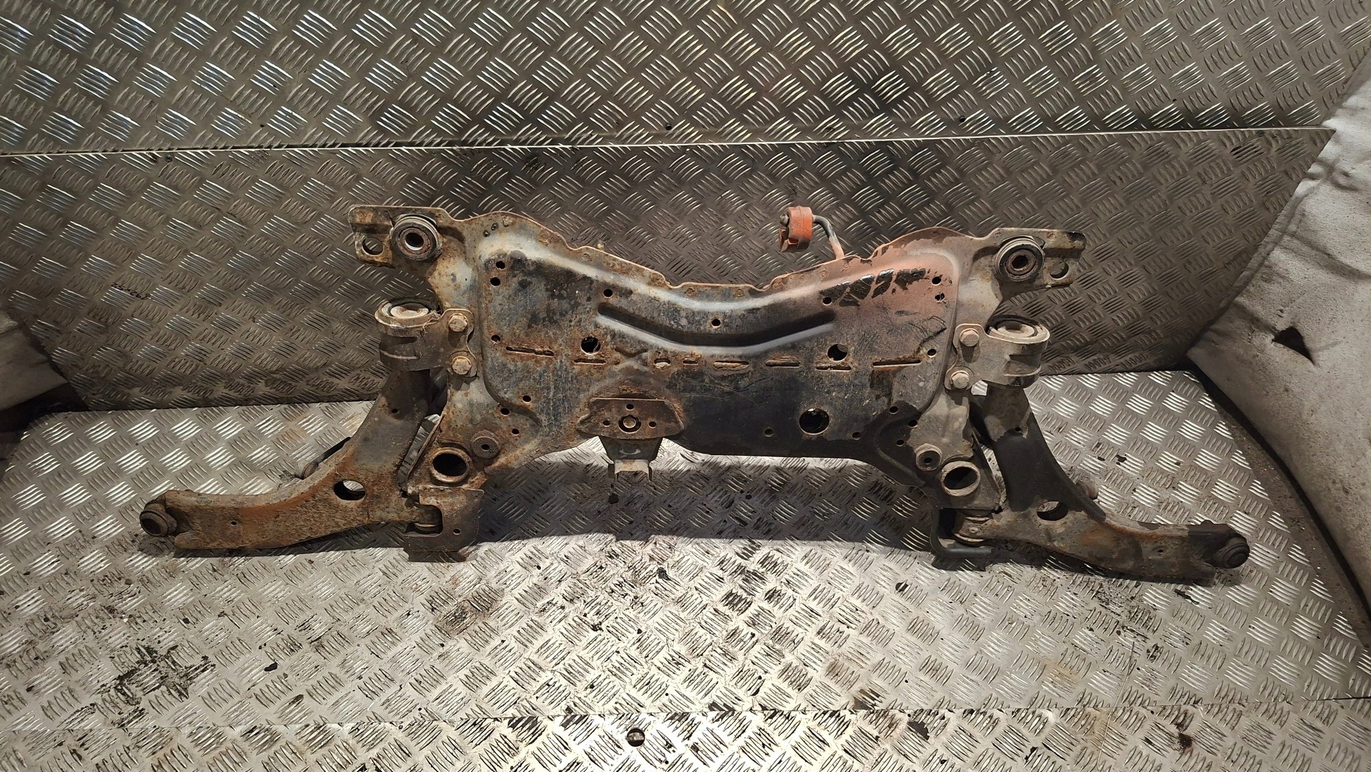 axle beam front MAZDA 5 1.8