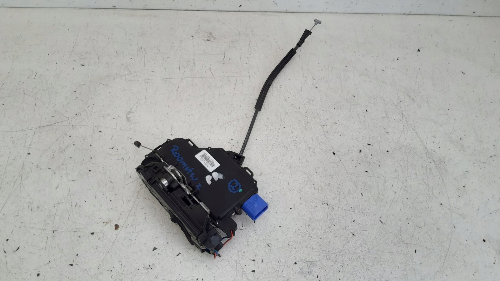 lock front front right Skoda Roomster 1,2 12V