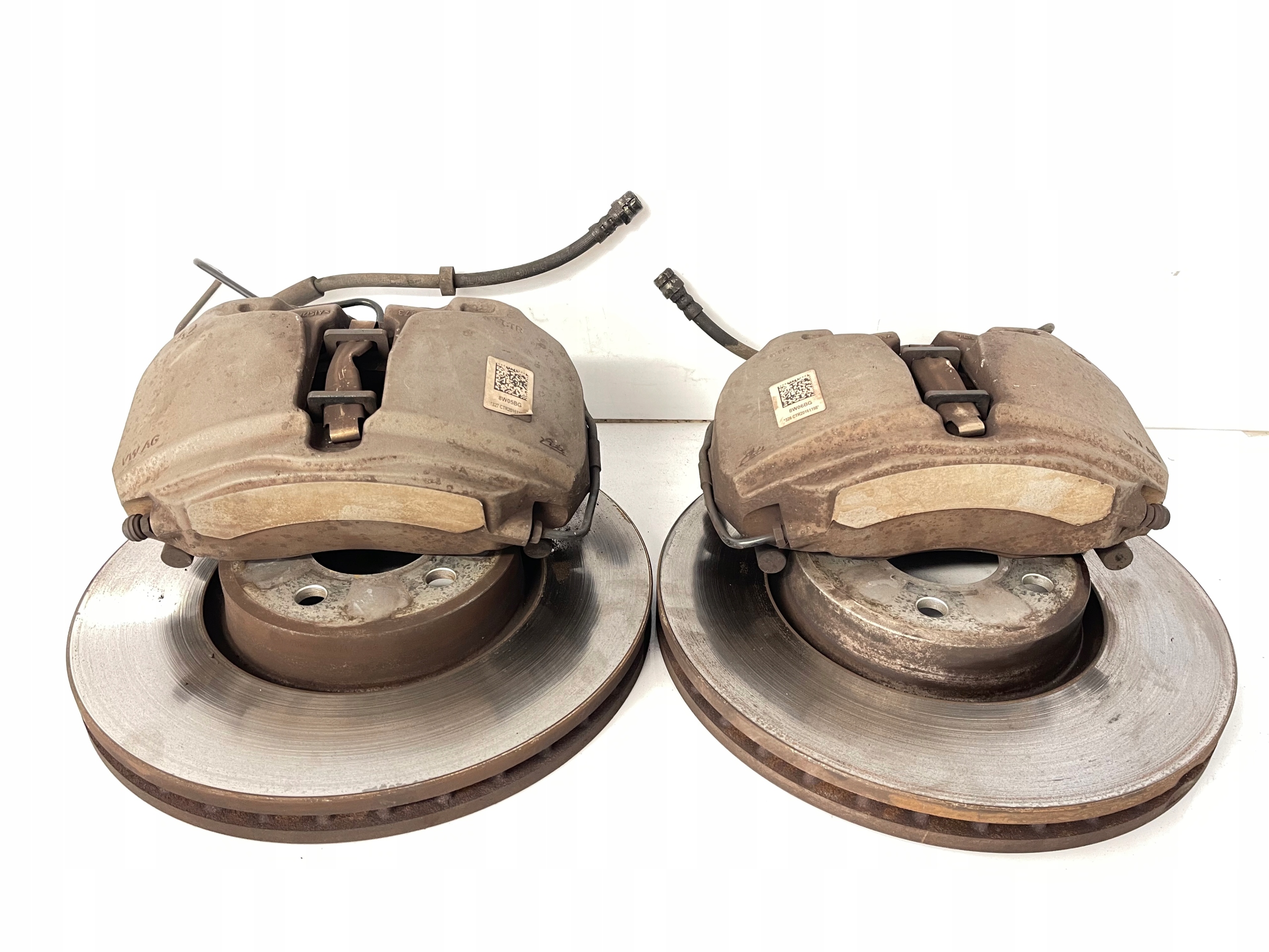 calipers HAMULCE front front AUDI A4 B9 A5 8W 318 318MM 4 TLOCZKOWE