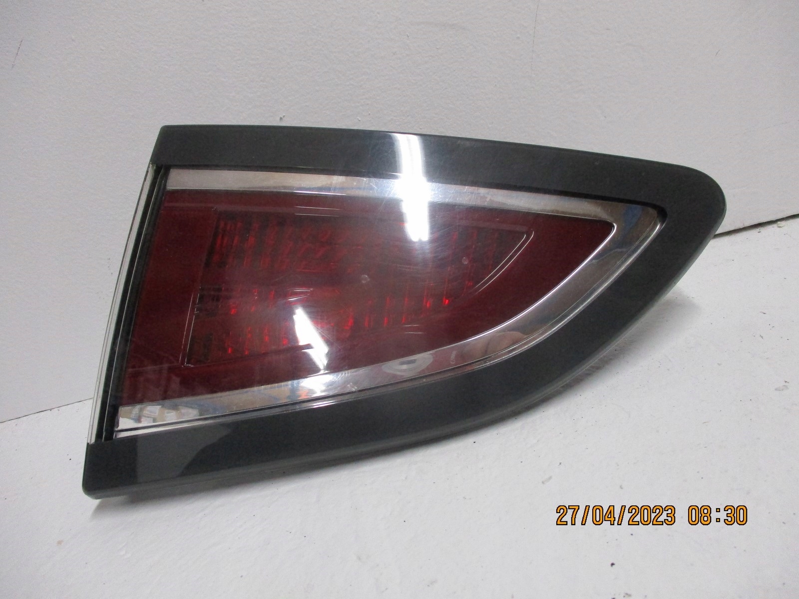 light lights rear. Renault Scenic III CROSS to the bonnet