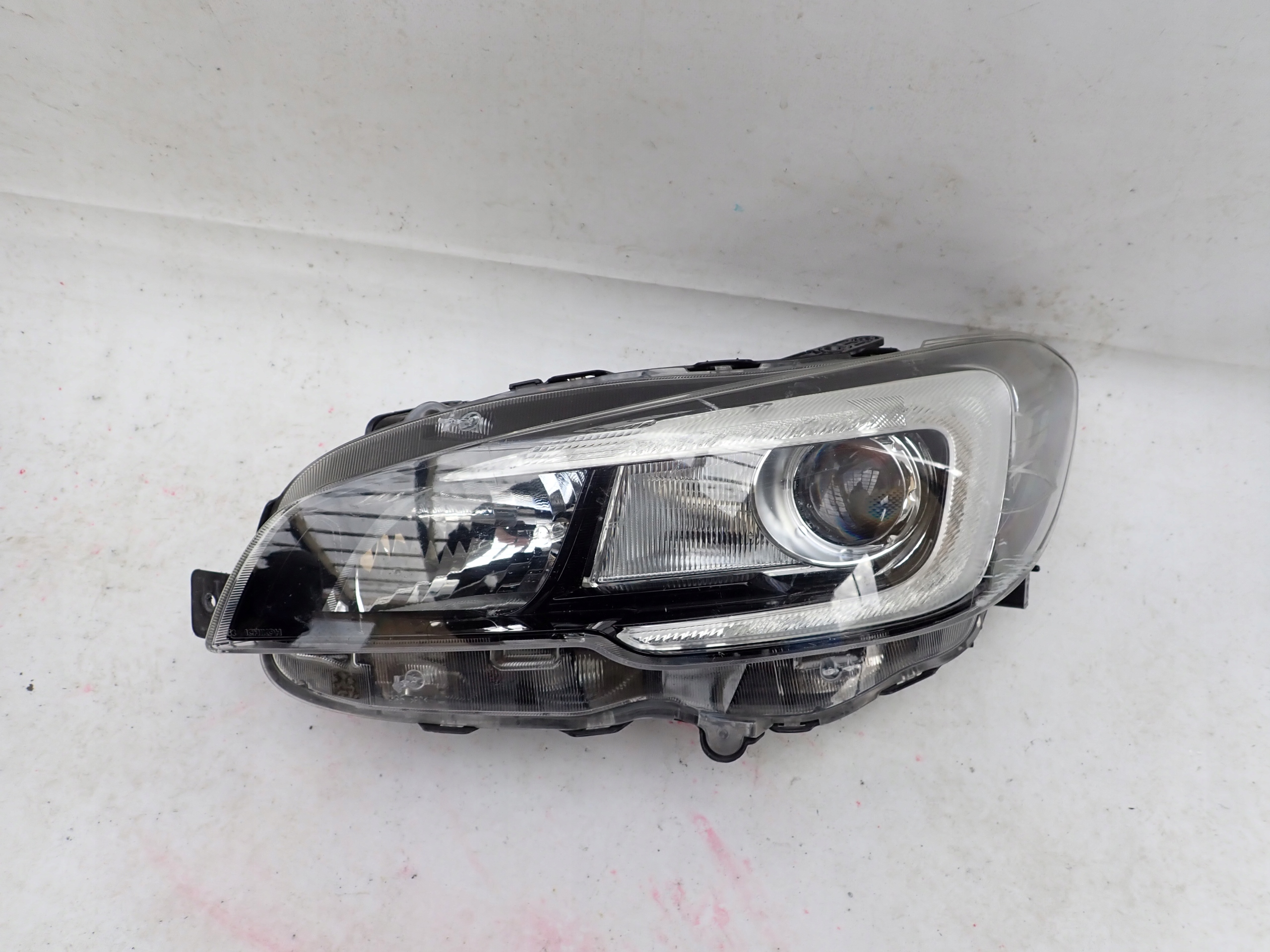 SUBARU LEVORG 14- ФАРА ЛЕВА ПЕРЕД ПЕРЕДНЯЯ 84002-Va030