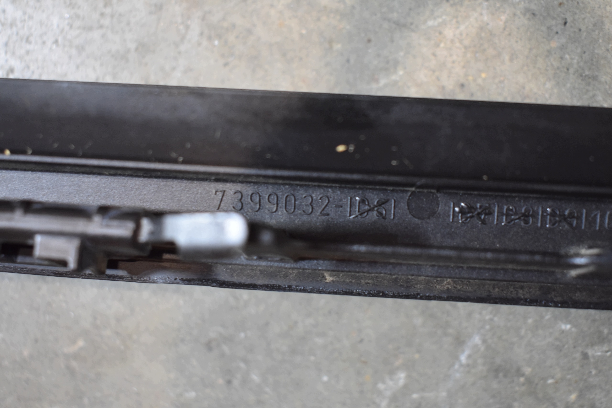 perfect condition moulding windows windscreen front right BMW X3 G01 1