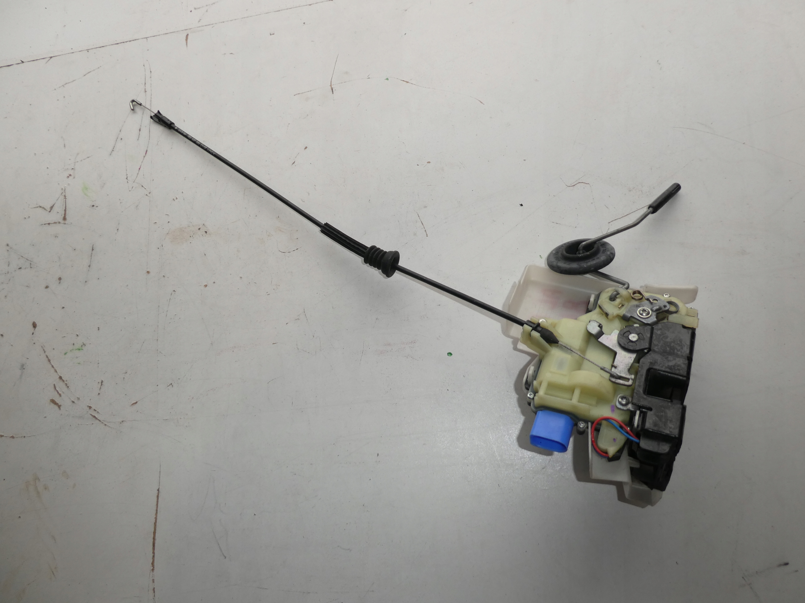 lock door right front VW POLO 9N 3B1837016CC