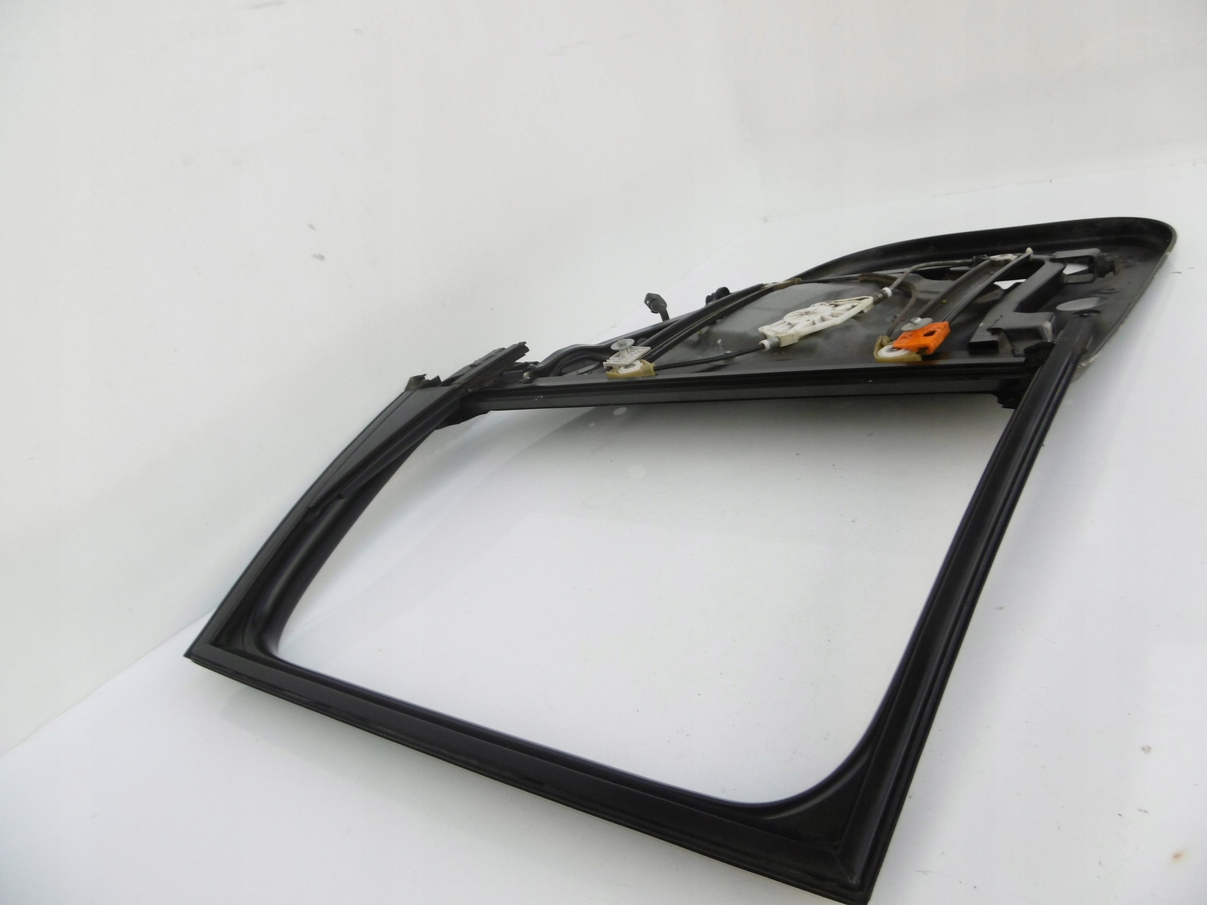 window regulator mechanism left rear part CAYENNE and 7L5