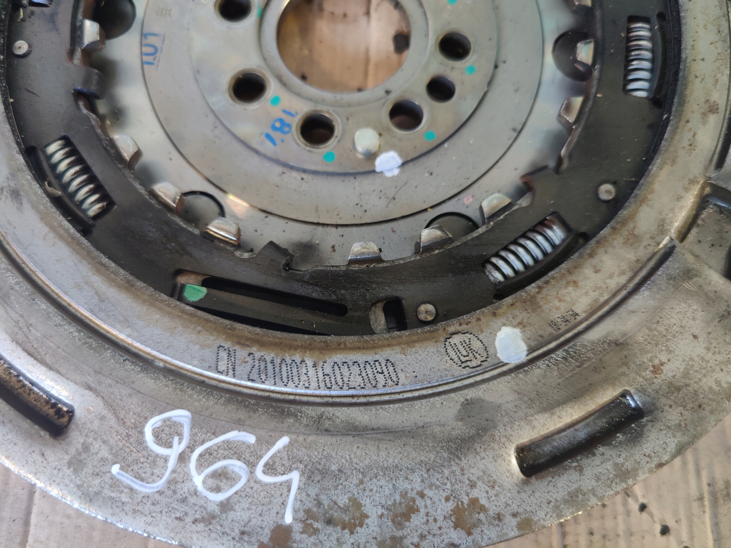 MG HS EHS 1.5 TGI 2020 15E4E wheel flywheel 964