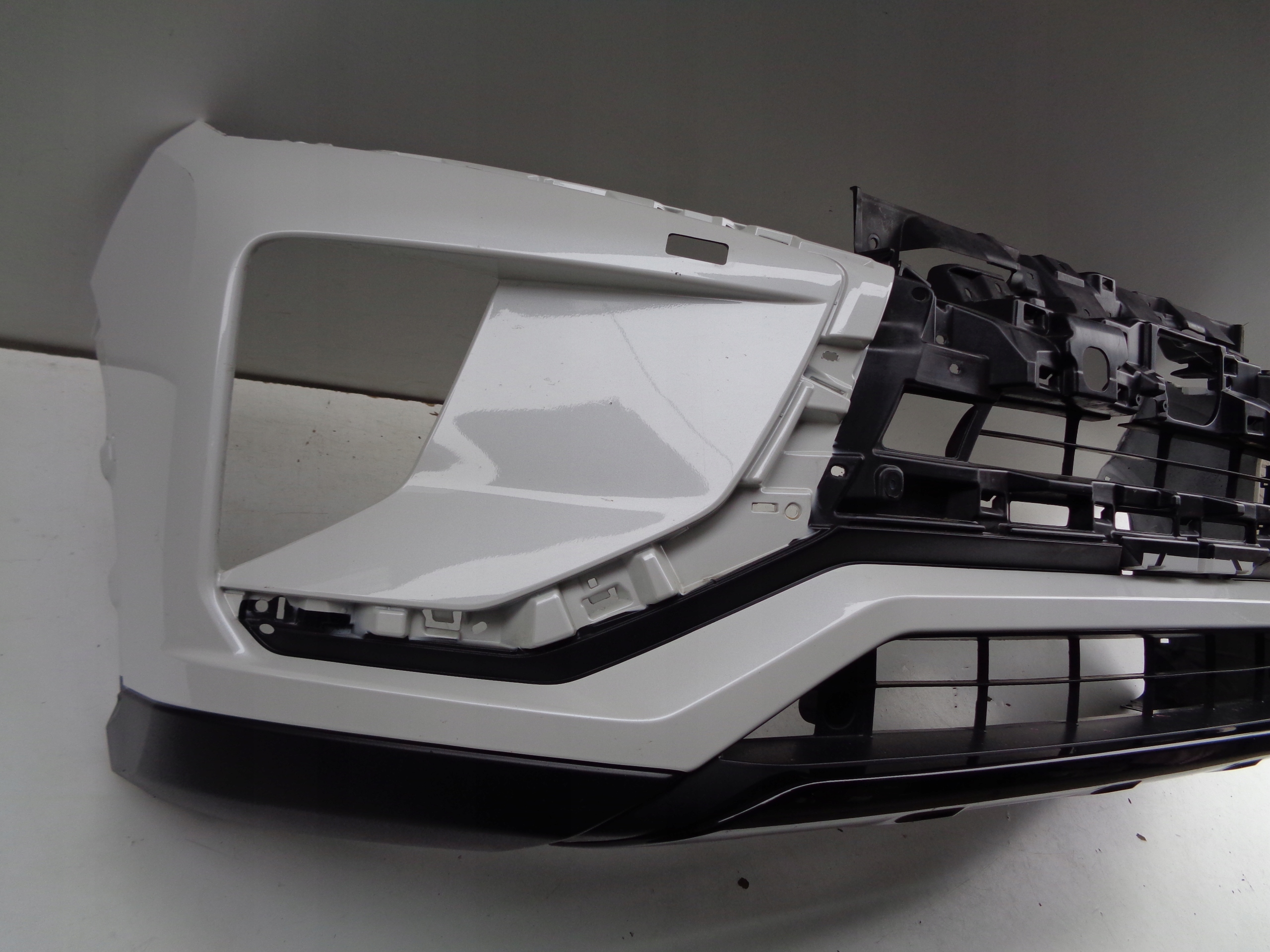 front bumper MITSUBISHI ECLIPSE CROSS 17- NR 50363