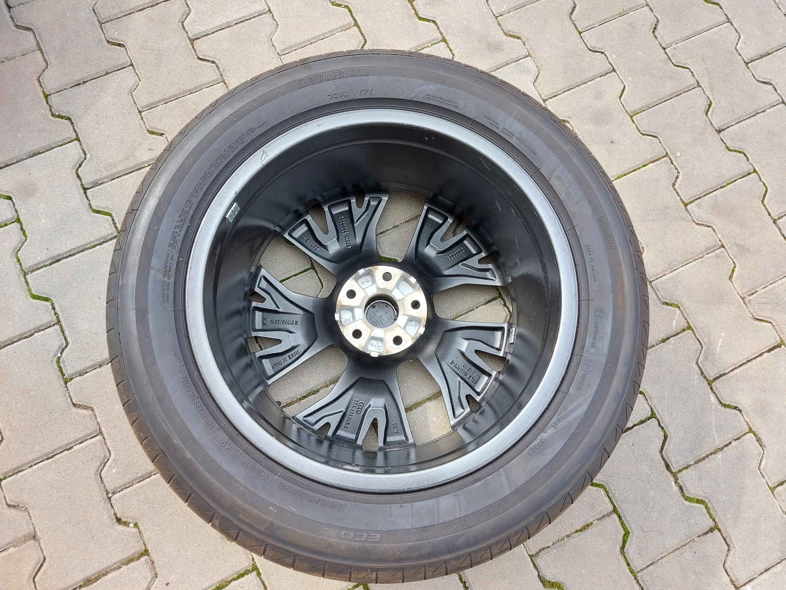 Audi Q4 89A 45 E-TRON , SUV, 2023 wheels discs tyres 235/55 R19