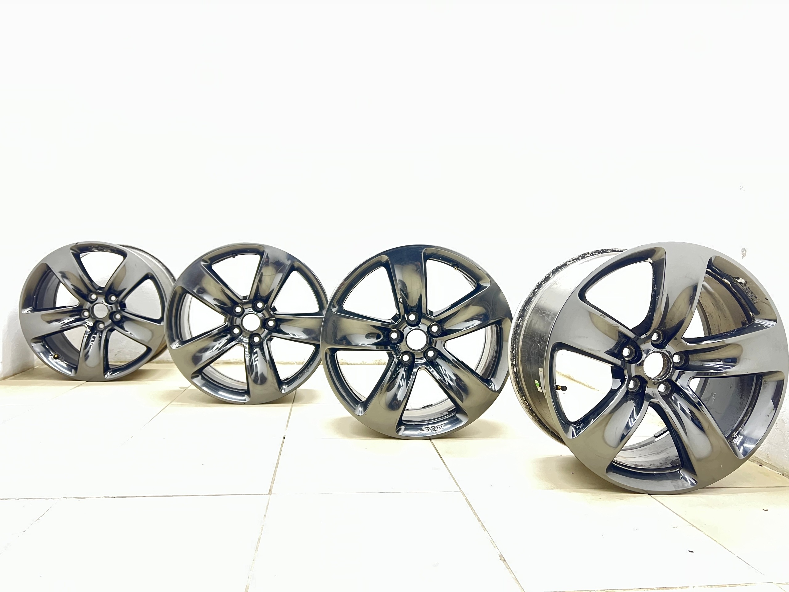 4×disc aluminium MOPAR 20 CALI SRT 10Jx 20" 5x127 ET 50