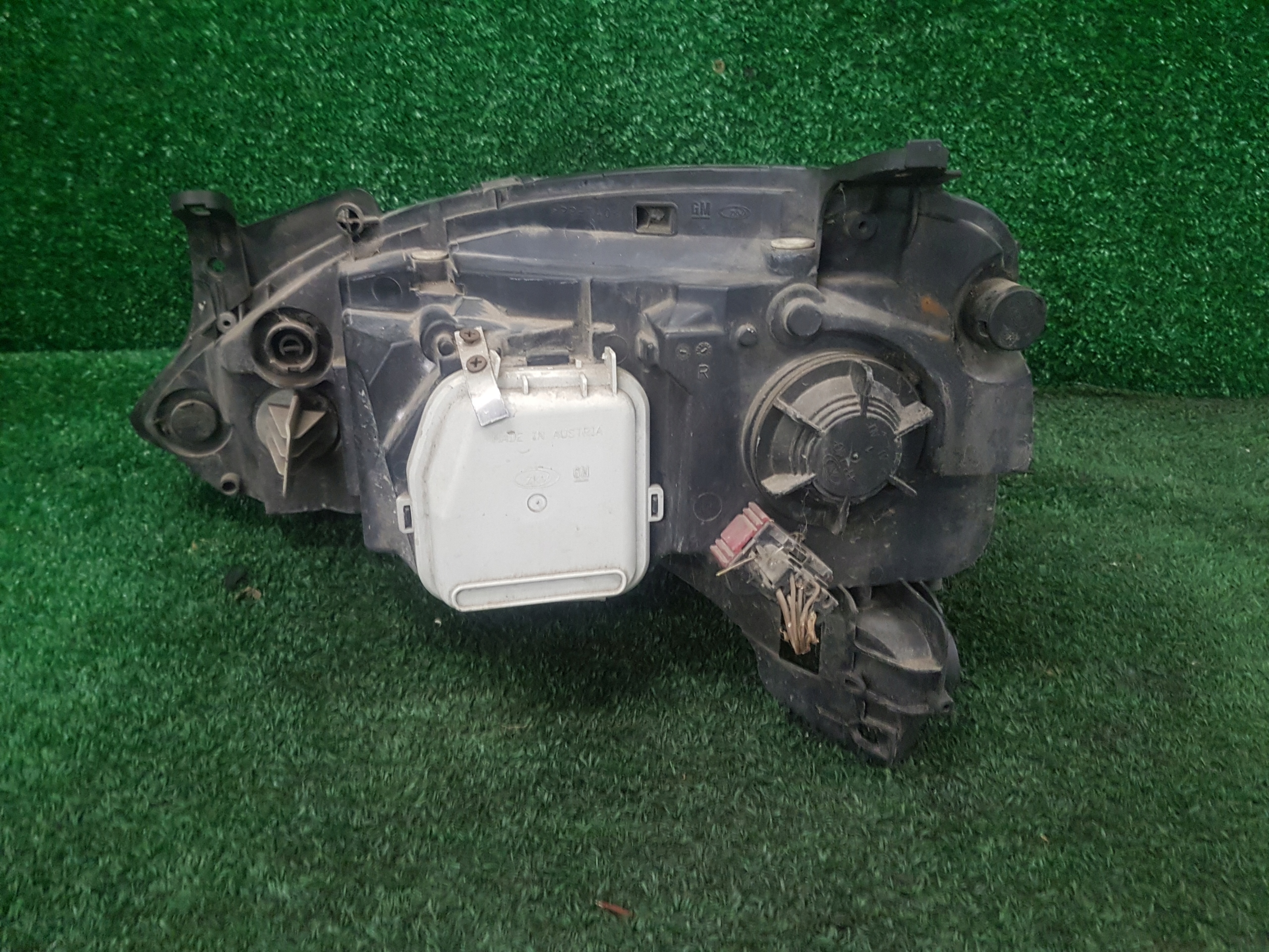 light right front OPEL CORSA C 13100536GT