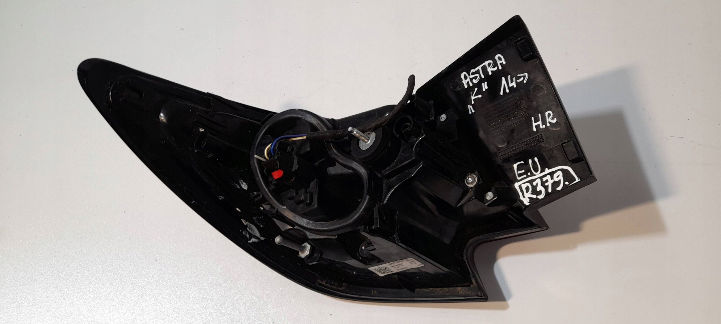 Opel Astra K Hatchback light rear right 39015944 (R379)
