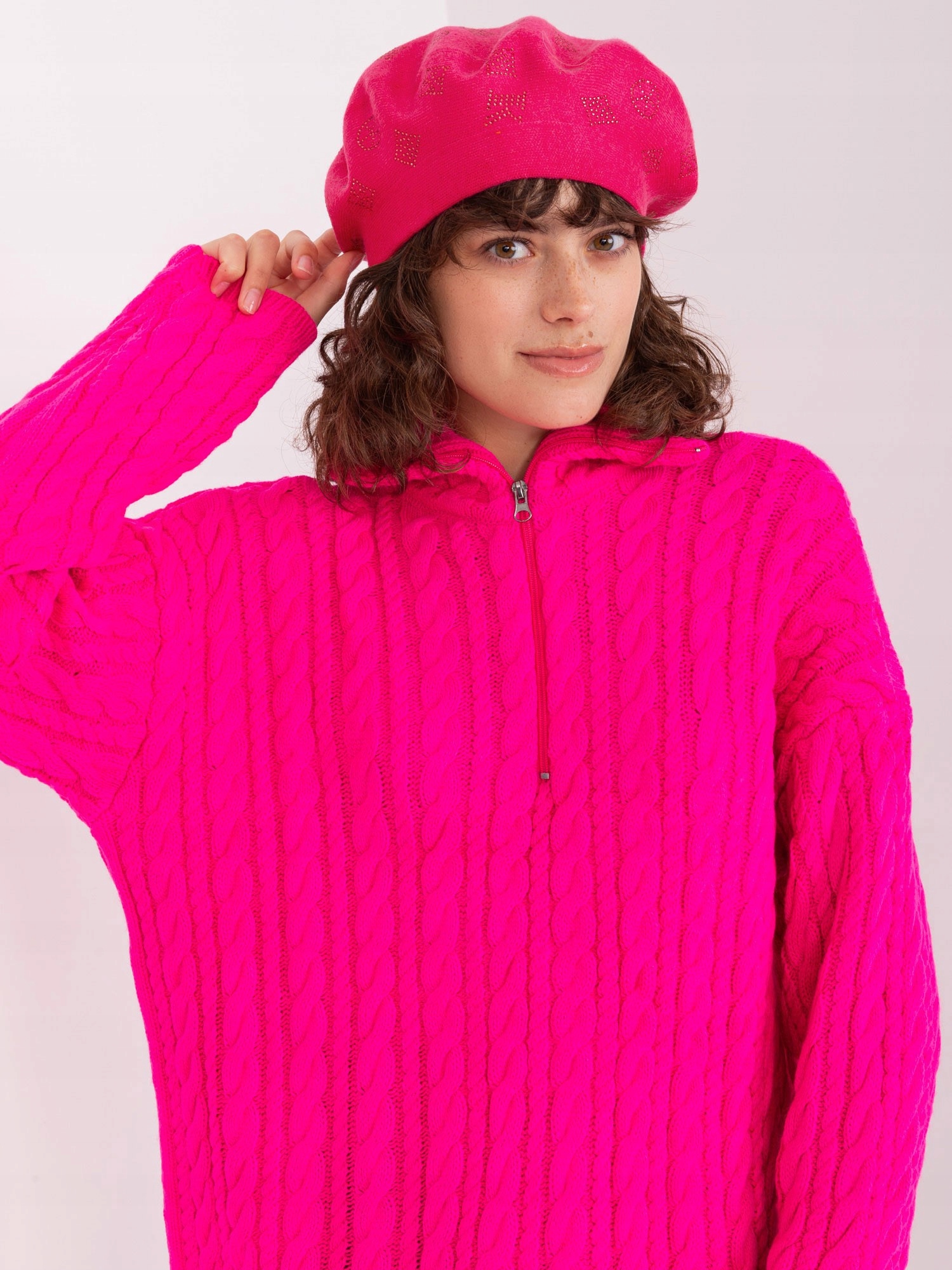 Klasyczny Dzianonowy Modny Stylowy BERET DAMSKI Zimowy Marka inna