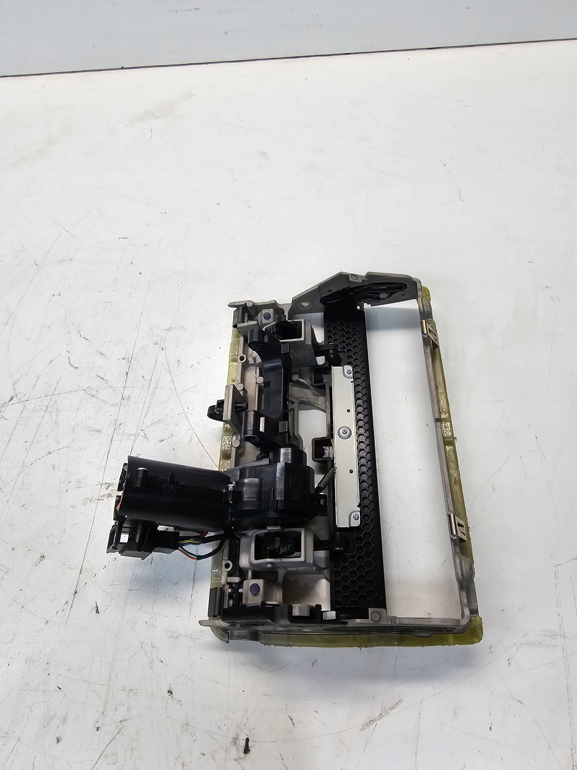 WINDA WYSWIETLACZA AUDI A3 8V 8V0857974D