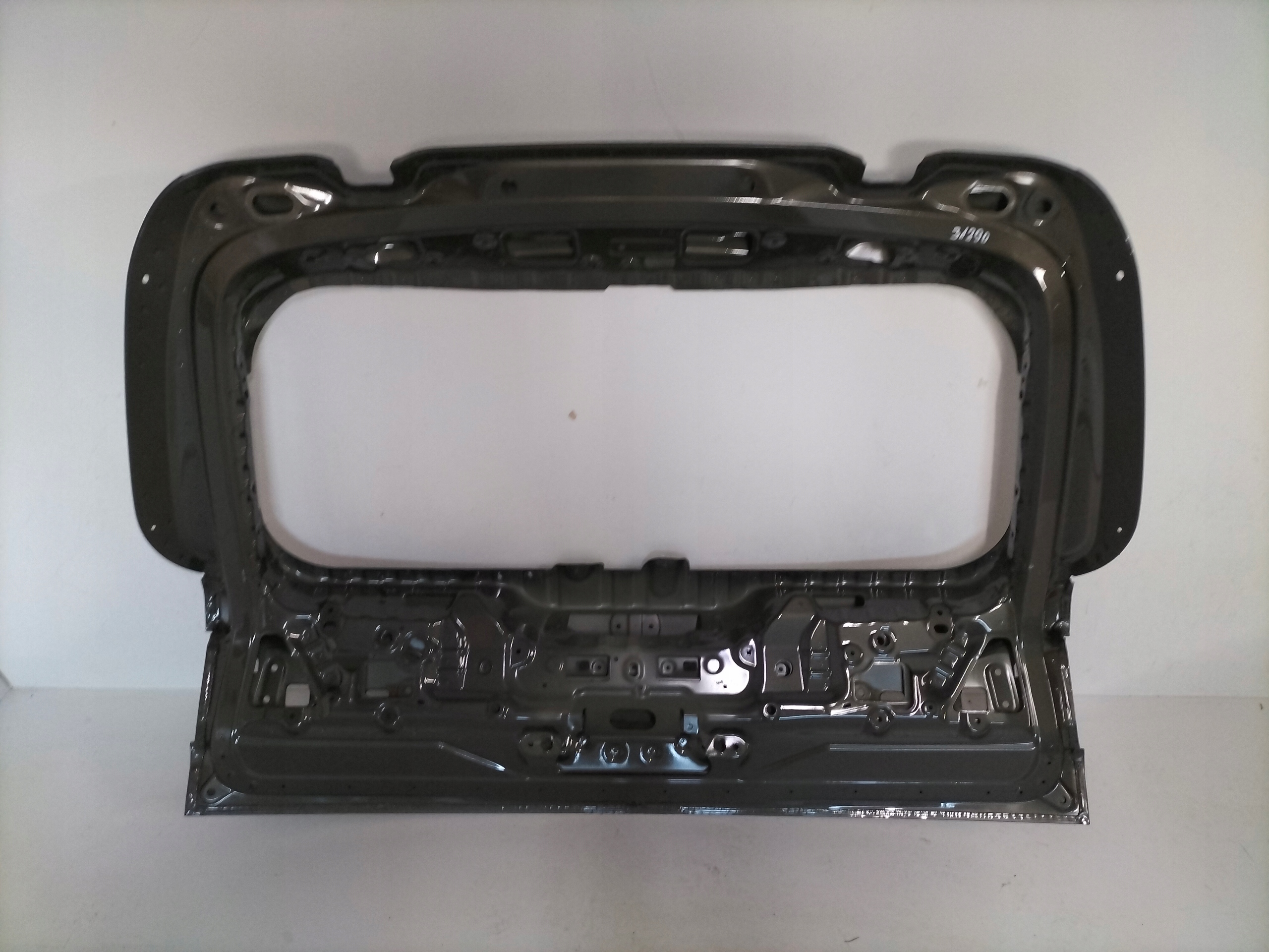 boot doors rear part cover boot BMW X7 G07 19