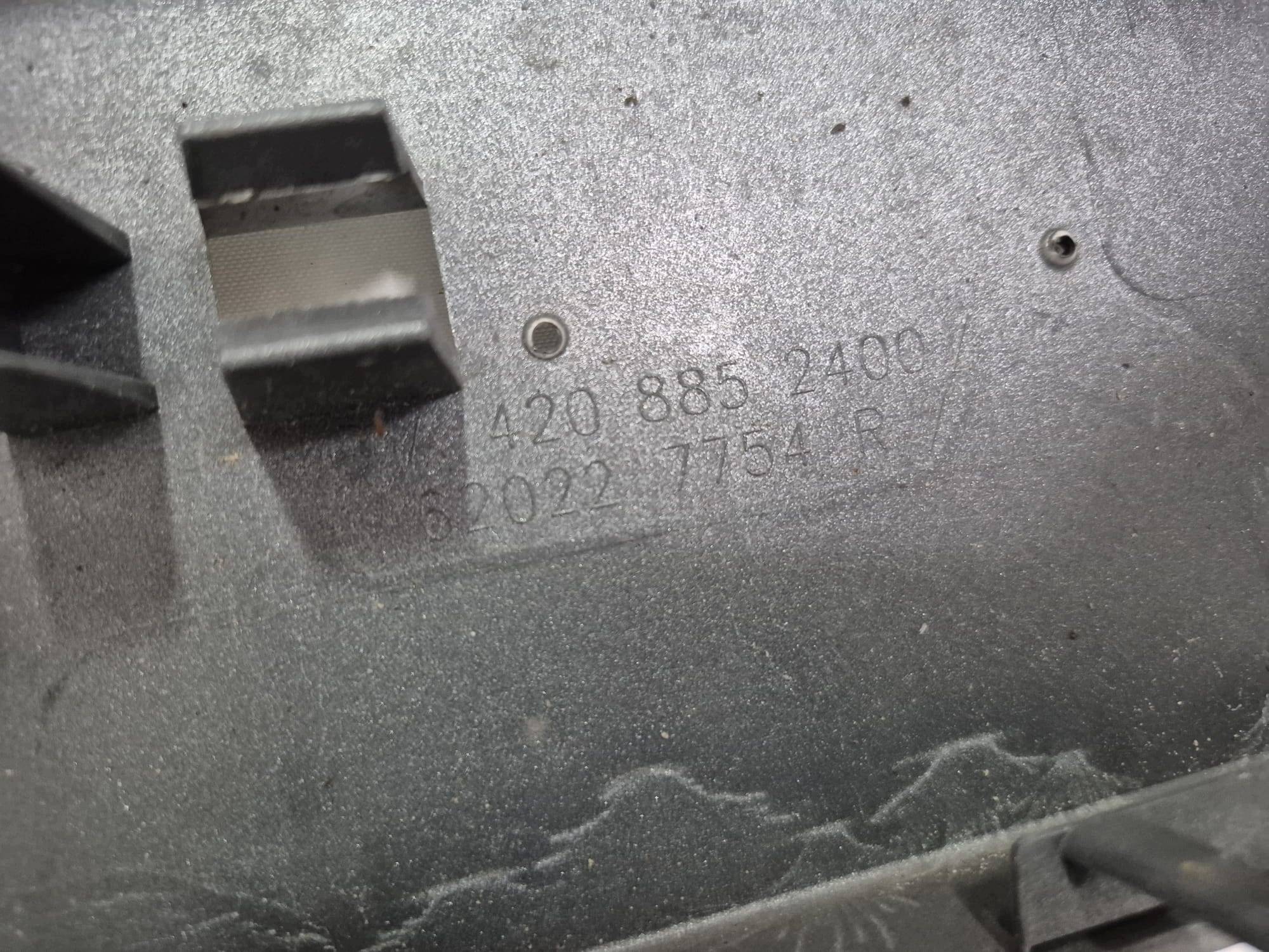 MERCEDES CITAN II W420 21- bumper front front PDC A4208852400