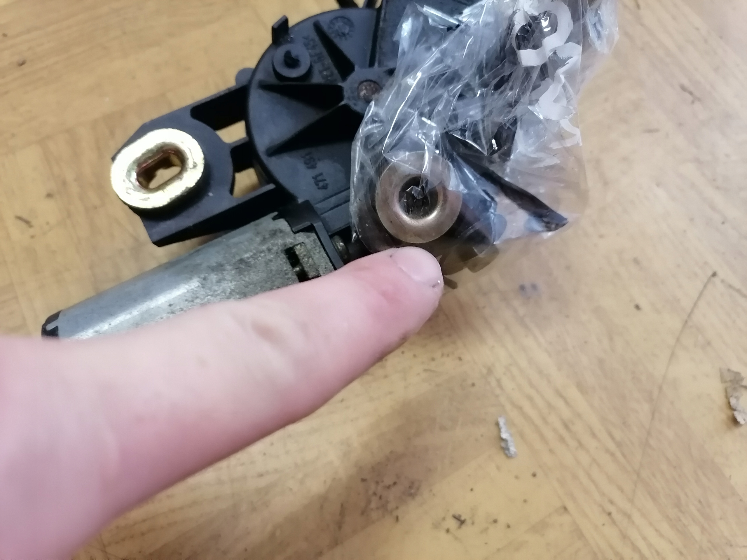 motor ablaktörlők far SEAT TOLEDO 5P0955711B