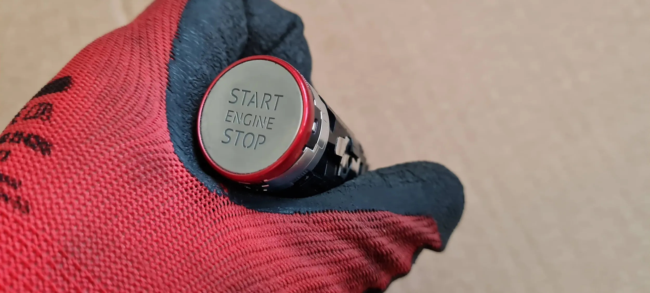 S5 8W LIFT A5 button START STOP red 8W1905217E A4 B9 S4 RS4 RS5