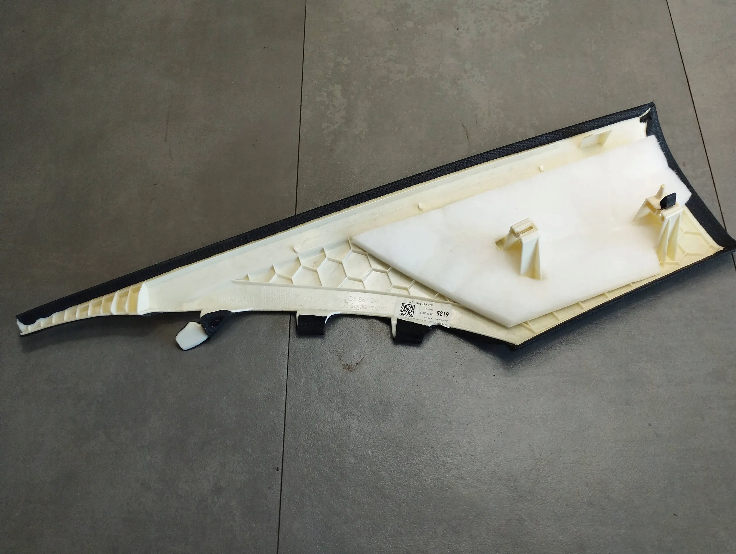 AUDI A6 C7 cover SLUPKA 4G5867246