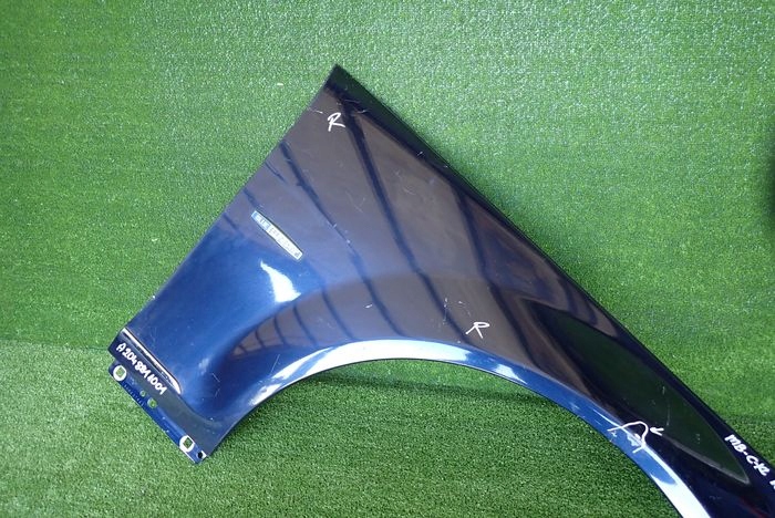 MERCEDES W204 204 C-KLASA fender right front front