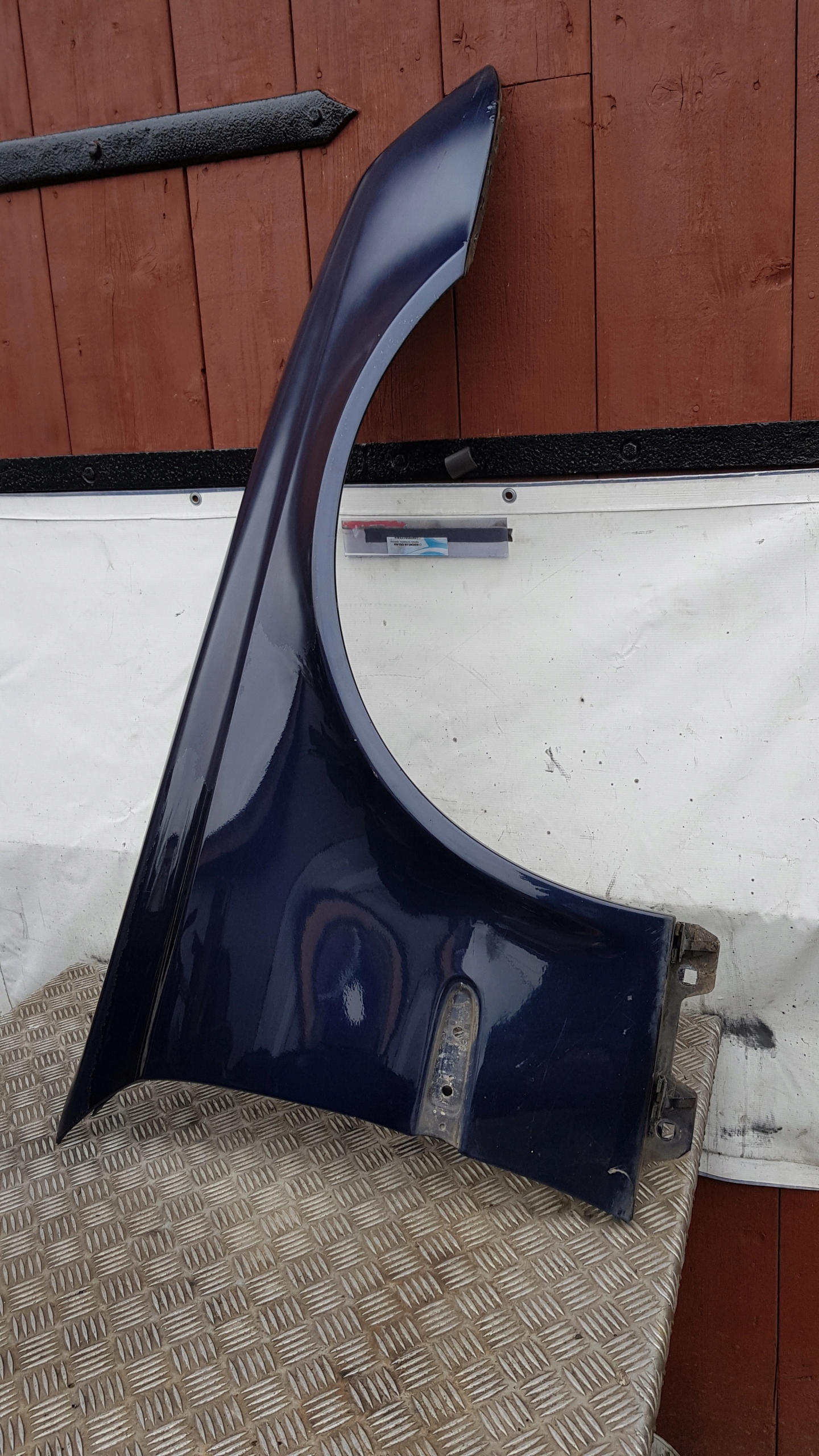 MERCEDES W211 359 fender right front