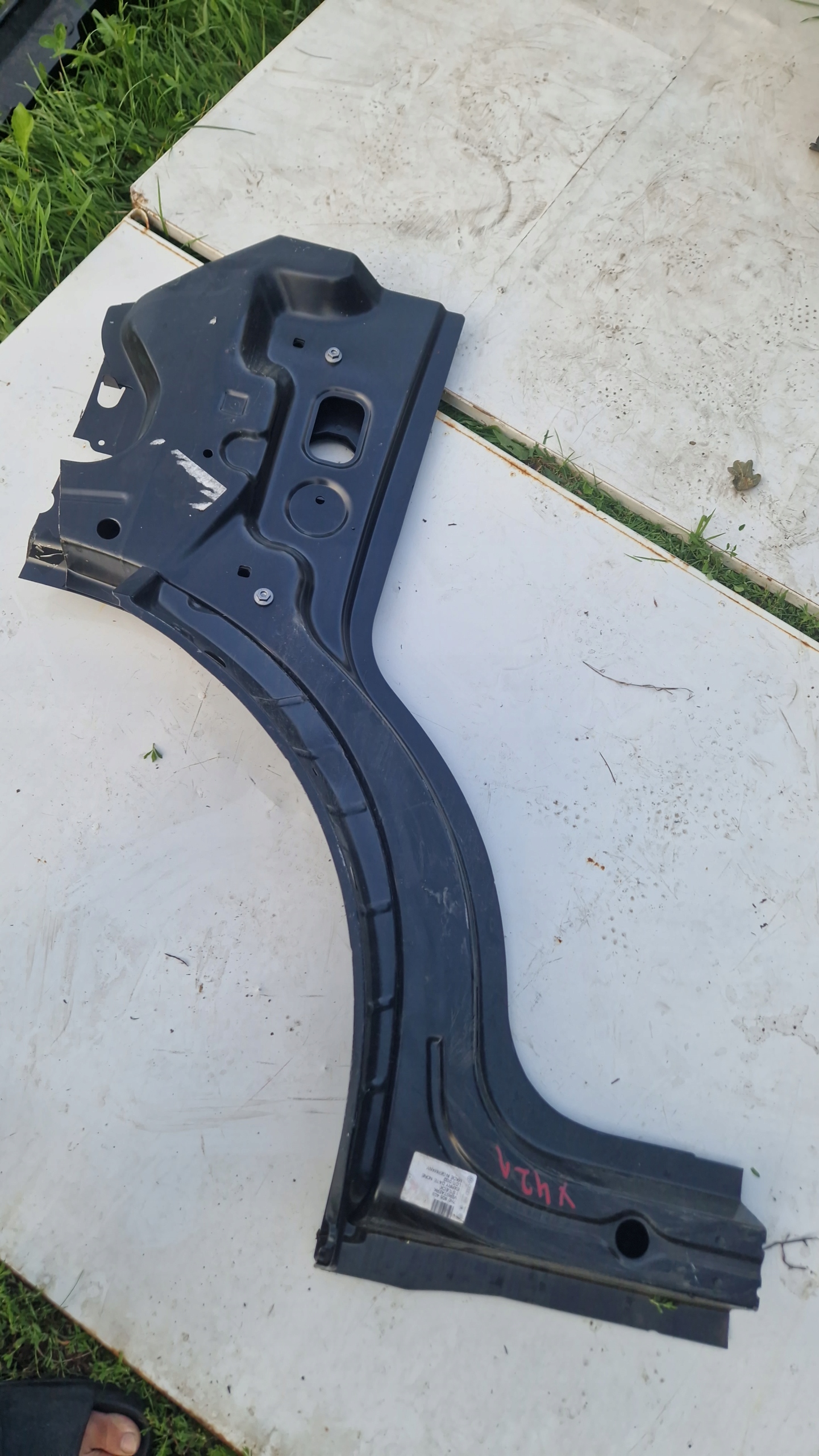 VW T5 T6 СТІЙКА A ЛІВИЙ PRZODh0805181