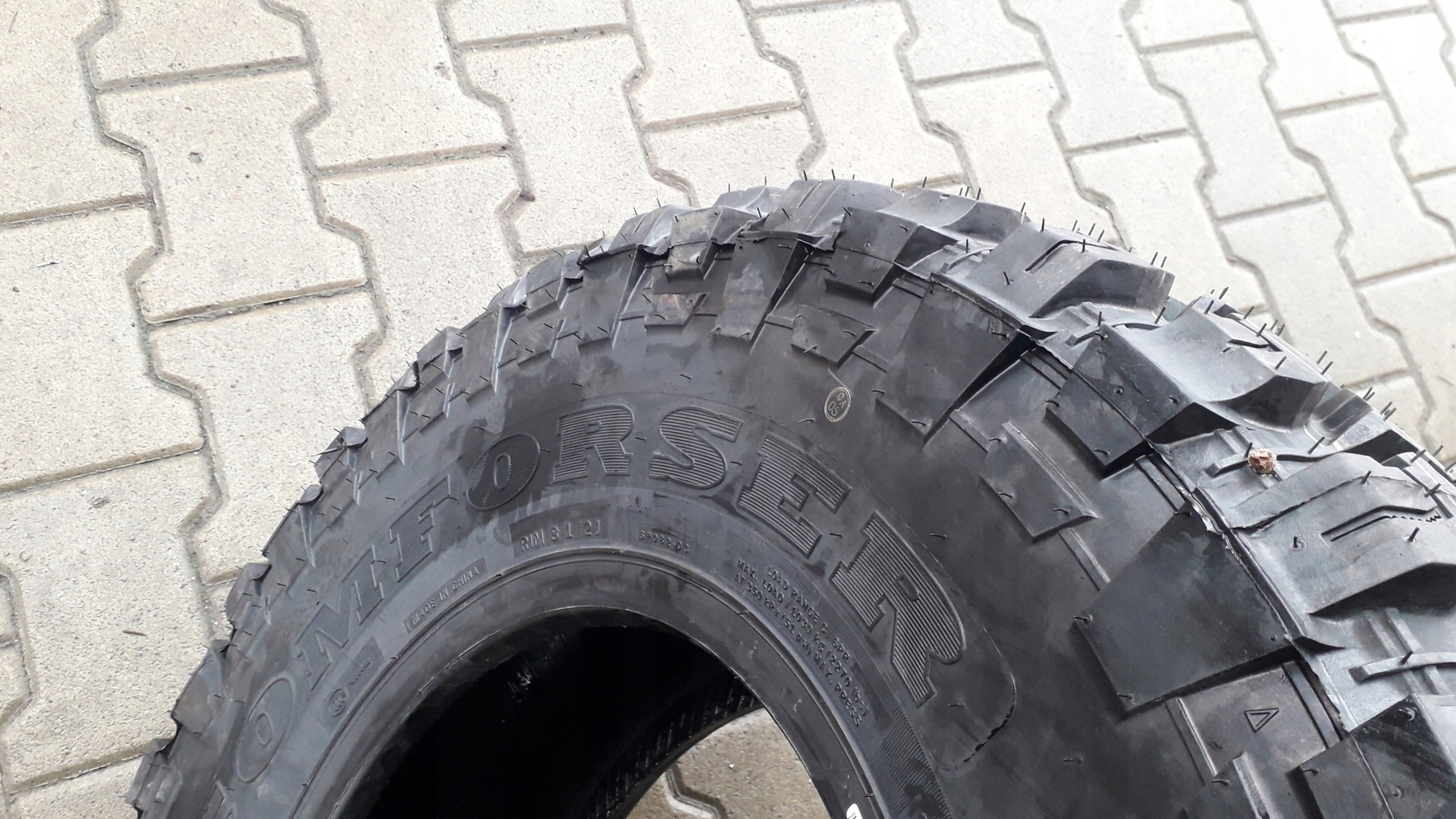 OPONY 31x10.50R15 COMFORSER CF3000 CAŁOROCZNE POR 3PMSF MT Marka Comforser